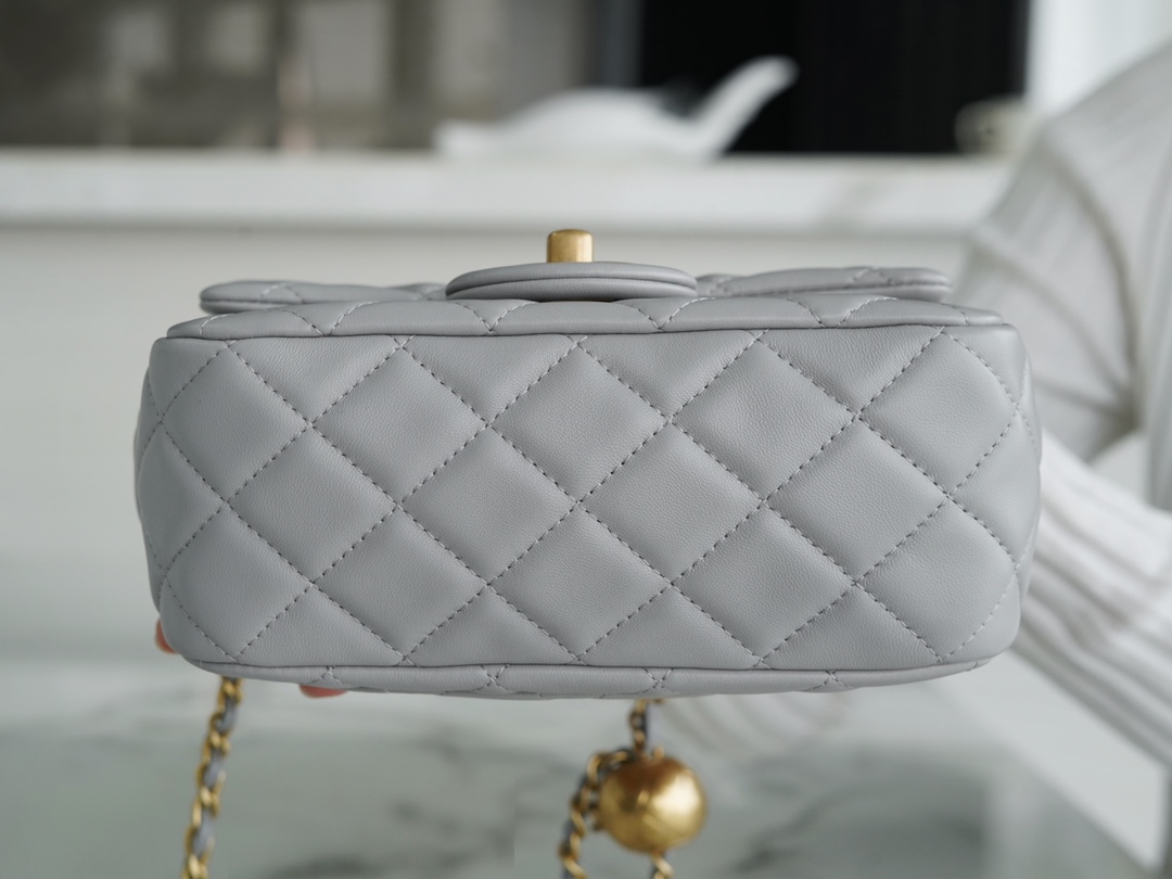 chanel シャネル バッグ エナメル偽物 チェーンバッグ レディースバッグ 新品 グレイ_5