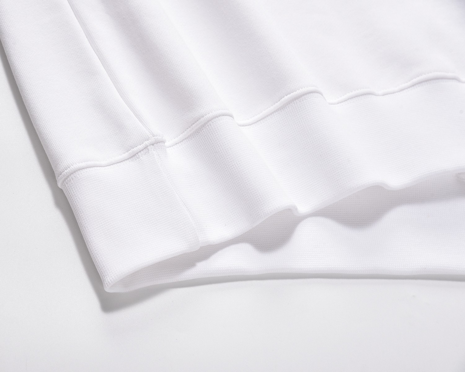 LVルイヴィトントップスコピー シンプル 100％純綿 ゆったり 長袖 高品質 ホワイト_5