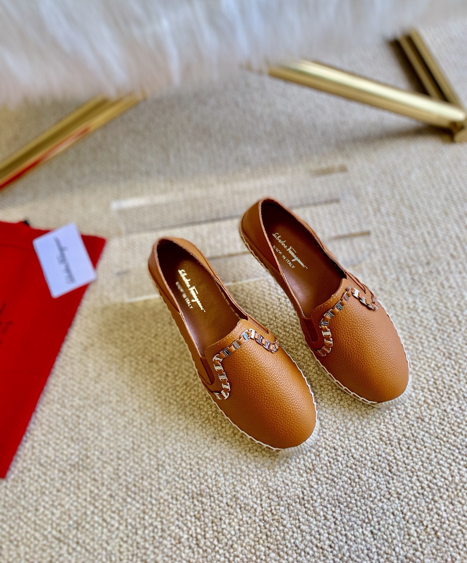 FERRAGAMO靴 ヴァラスーパーコピー 春夏シューズ レザー ファッション 日常 レインブーツ ブラック_5