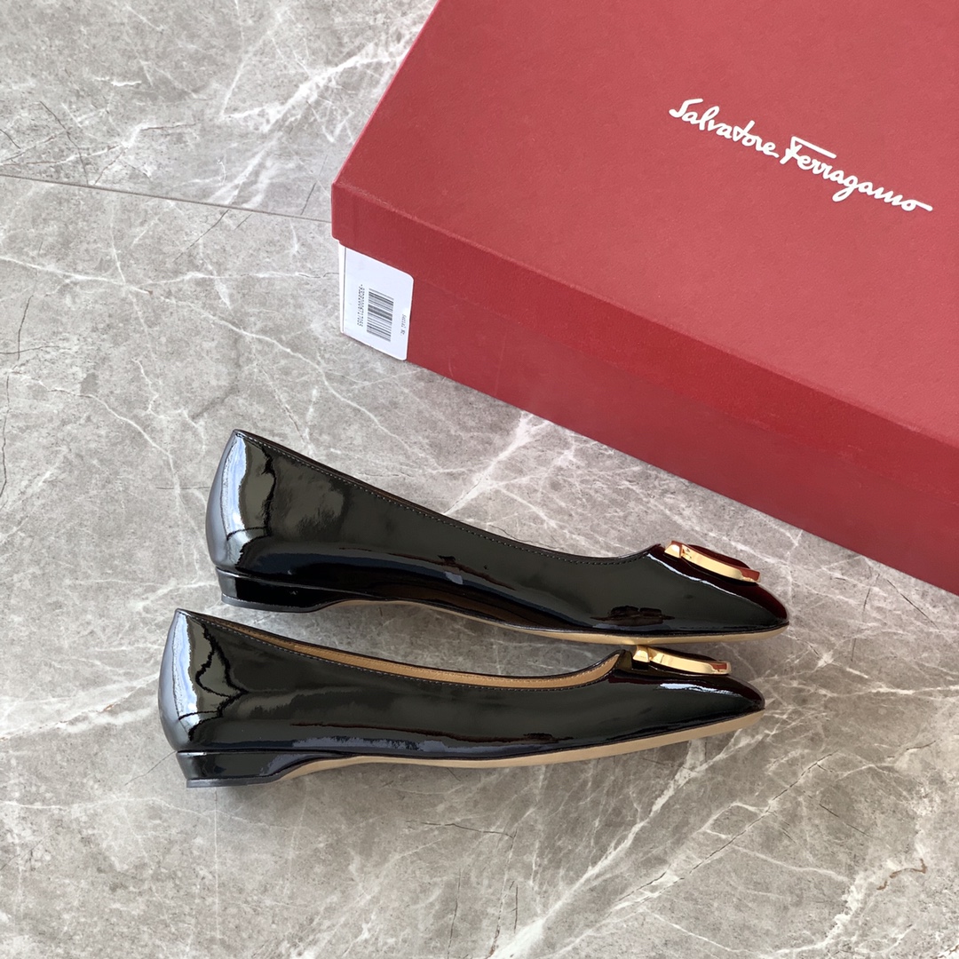 FERRAGAMO長財布 レディース 人気激安通販 春夏シューズ レザー 1.5cmファッション ラウンドトウ ブラック_3