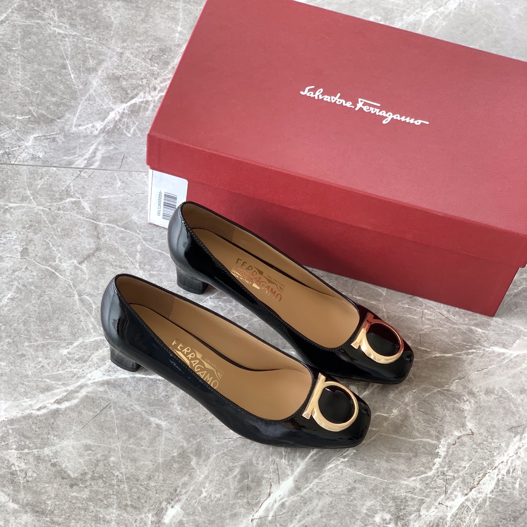 FERRAGAMOリボンスーパーコピー 春夏シューズ レザー ファッション 4cm ラウンドトウ ブラック_2