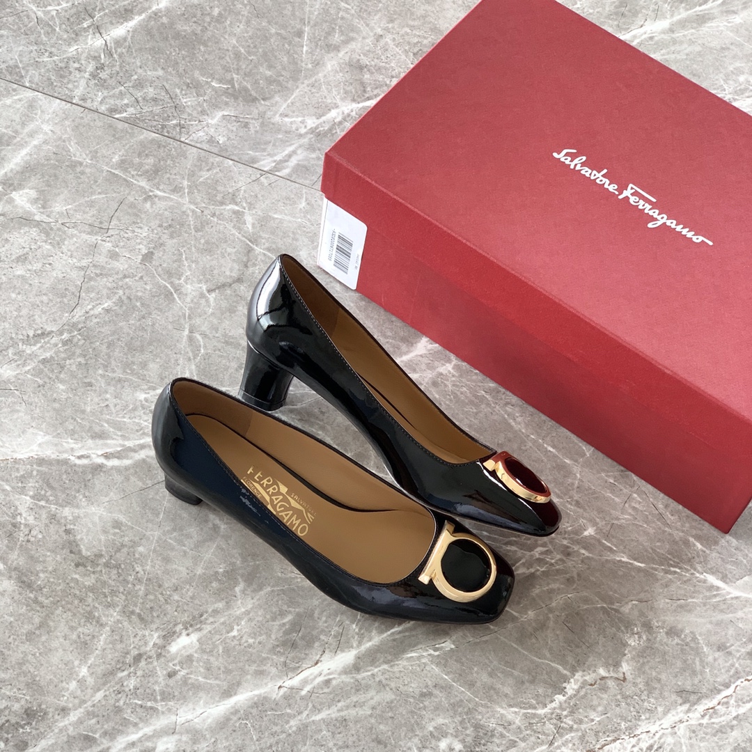 FERRAGAMOリボンスーパーコピー 春夏シューズ レザー ファッション 4cm ラウンドトウ ブラック_3