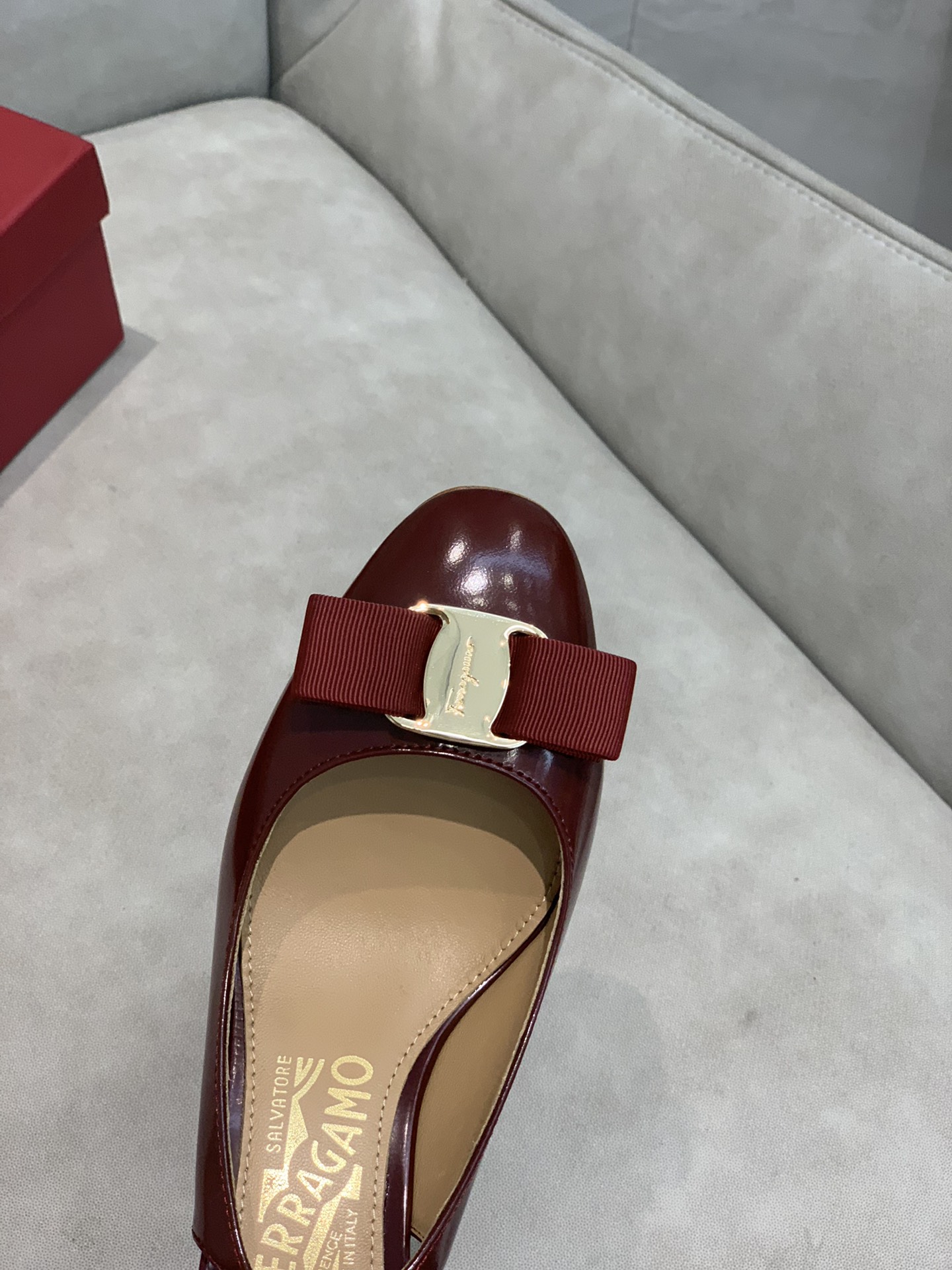 FERRAGAMOアウトレット専用商品 ハイブランドスーパーコピー 春夏シューズ レディース 高さ7㎝ レッド_6