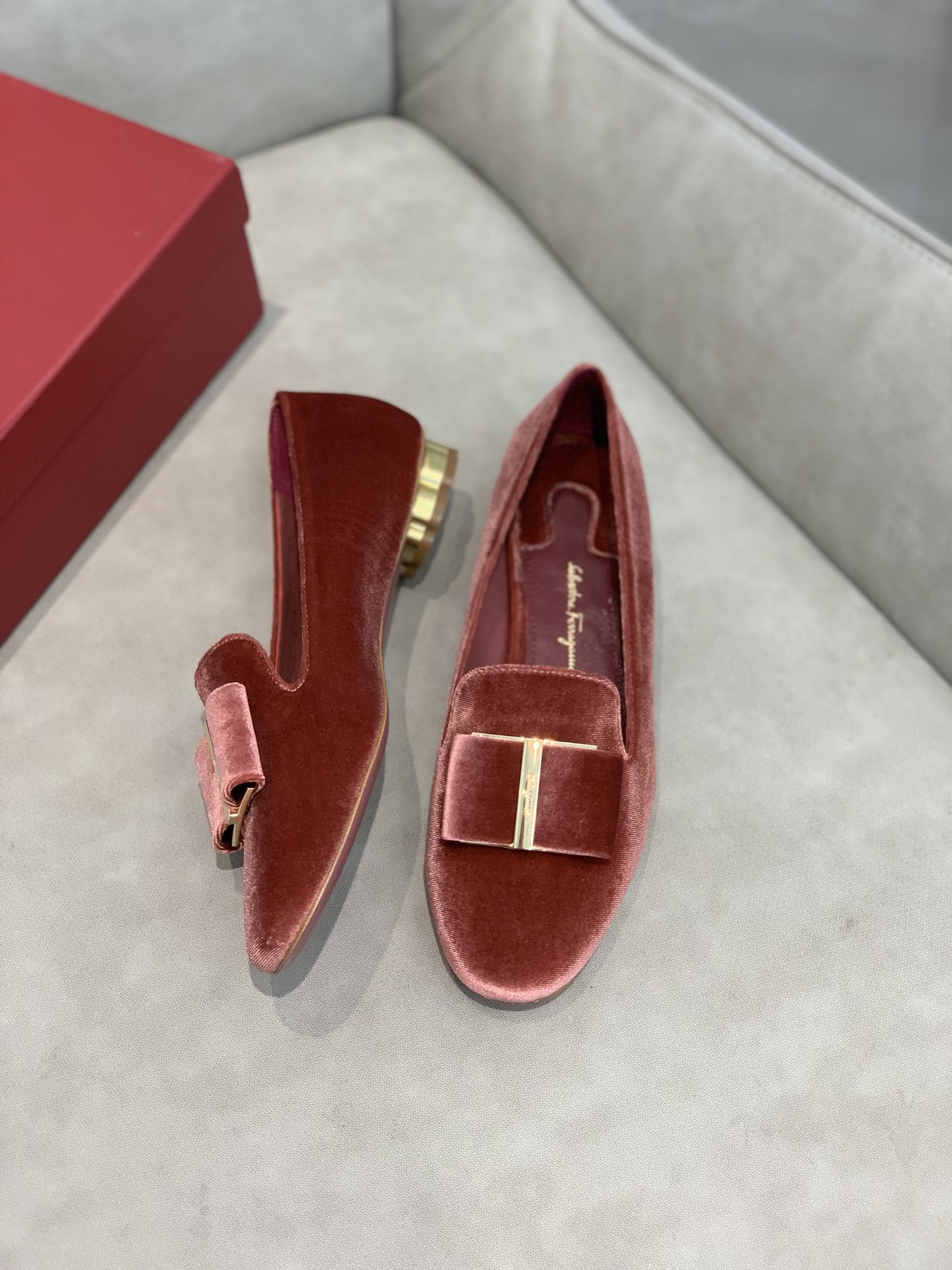 FERRAGAMOアウトレット価格 財布激安通販 春夏シューズ レディース 高さ1.5㎝ レッド_3