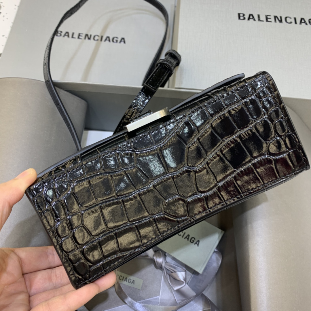 バレンシアガバッグ 色落ち偽物 BALENCIAGA レディースワニバッグ ミニ ブラック_2