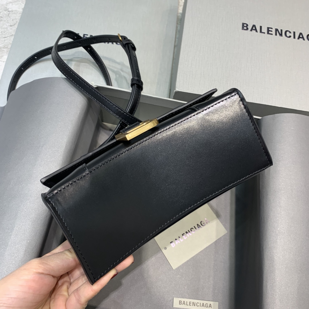 バレンシアガ バッグ ウィメンズｎ級品 BALENCIAGA レディースワニバッグ 正規品と同じ ブラック_3