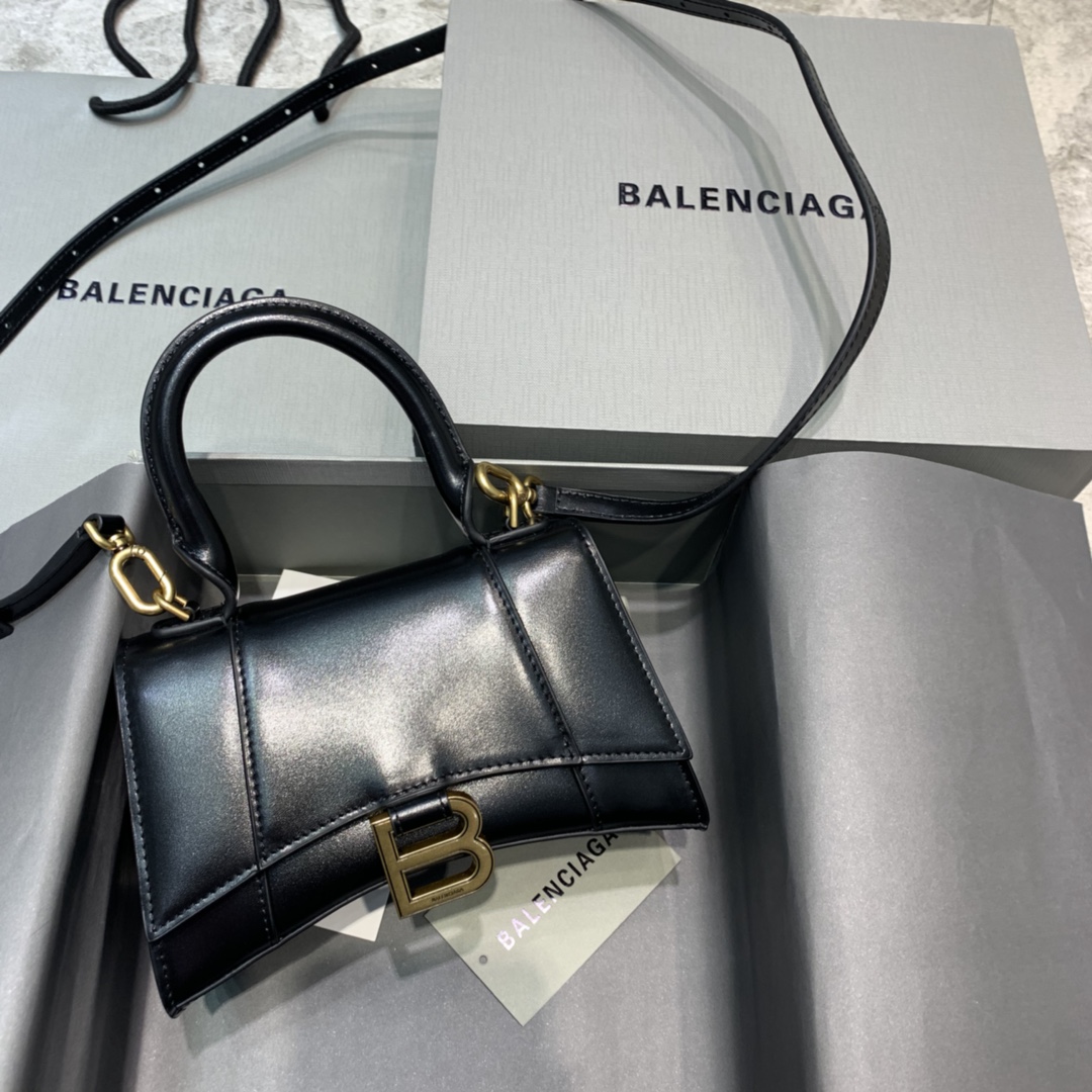 バレンシアガ ウエストバッグ激安通販 BALENCIAGA レディースワニバッグ 正規品と同じ ミニ ブラック_1