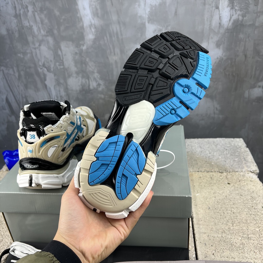 バレンシアガに似たスニーカースーパーコピー BALENCIAGA スポーツ 運動 軽量 メンズシューズ 高級品 カラフル ブルー_5