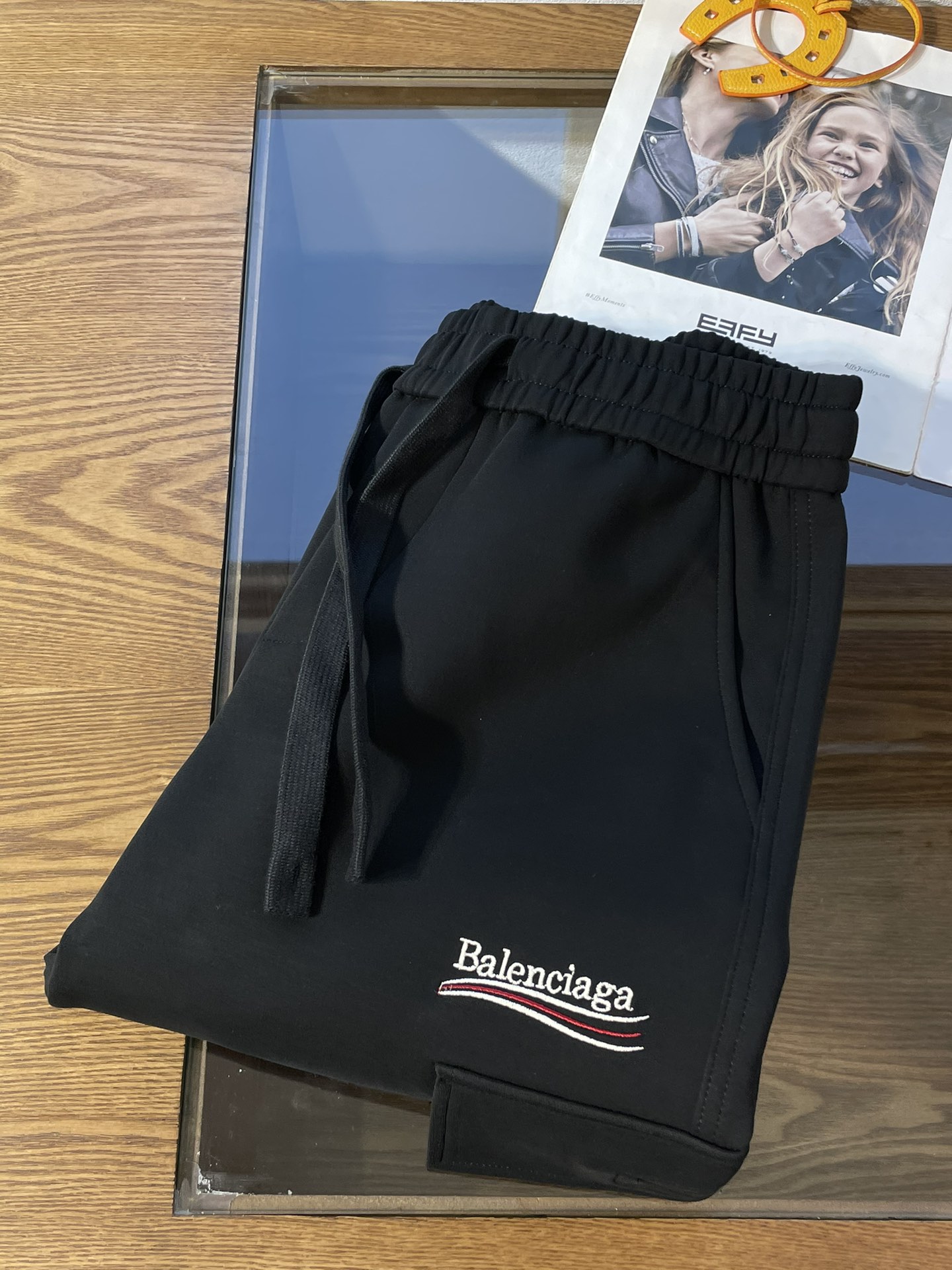 バレンシアガズボンコピー BALENCIAGA新作 柔らかい 純綿 ファッション ズボン ゆったり ブラック_4