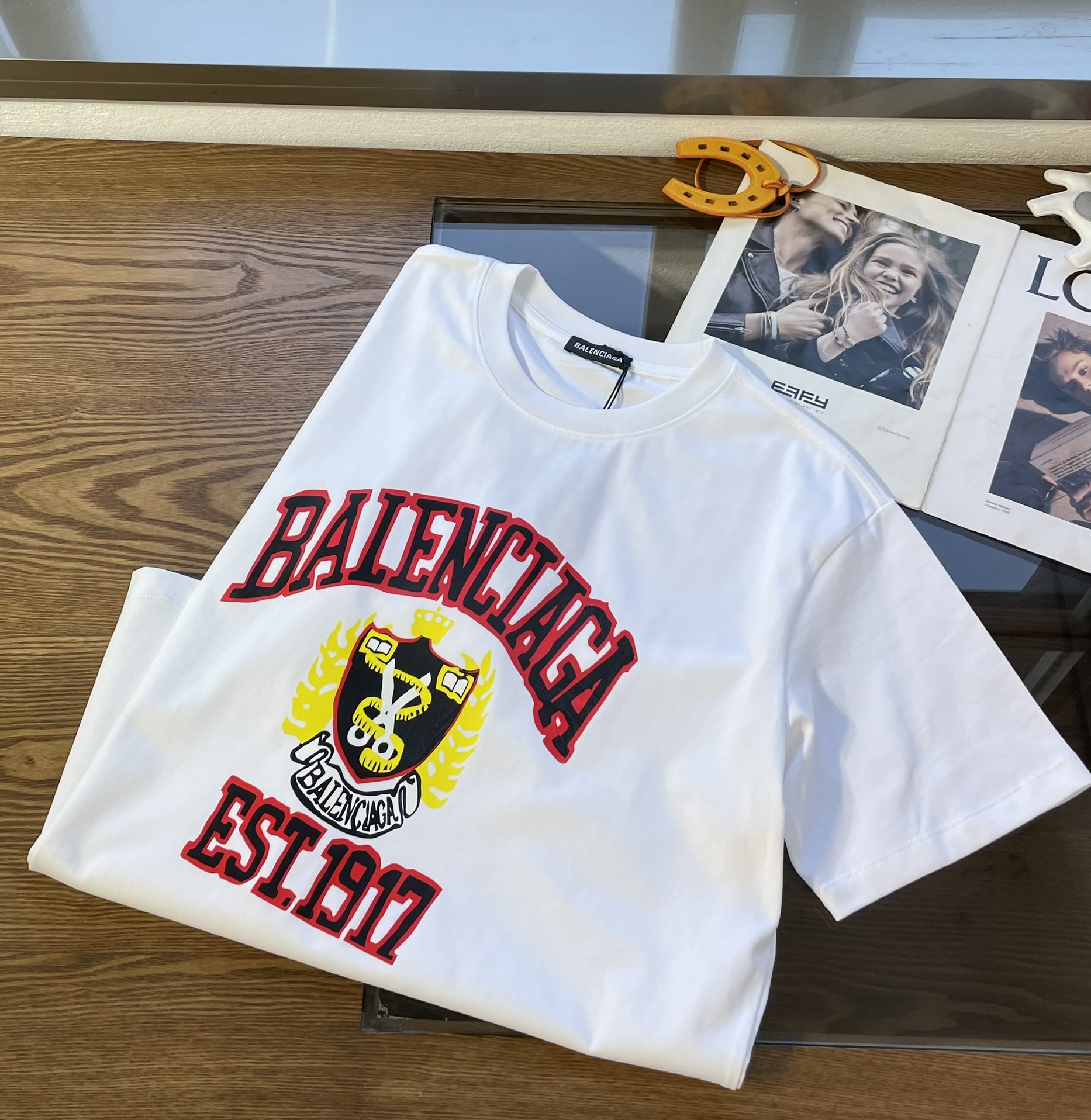 バレンシアガ 宇宙人ｎ級品 BALENCIAGA 短袖 Ｔシャツ 柔らかい 純綿トップス 男女兼用 2色 ブラック ホワイト_6