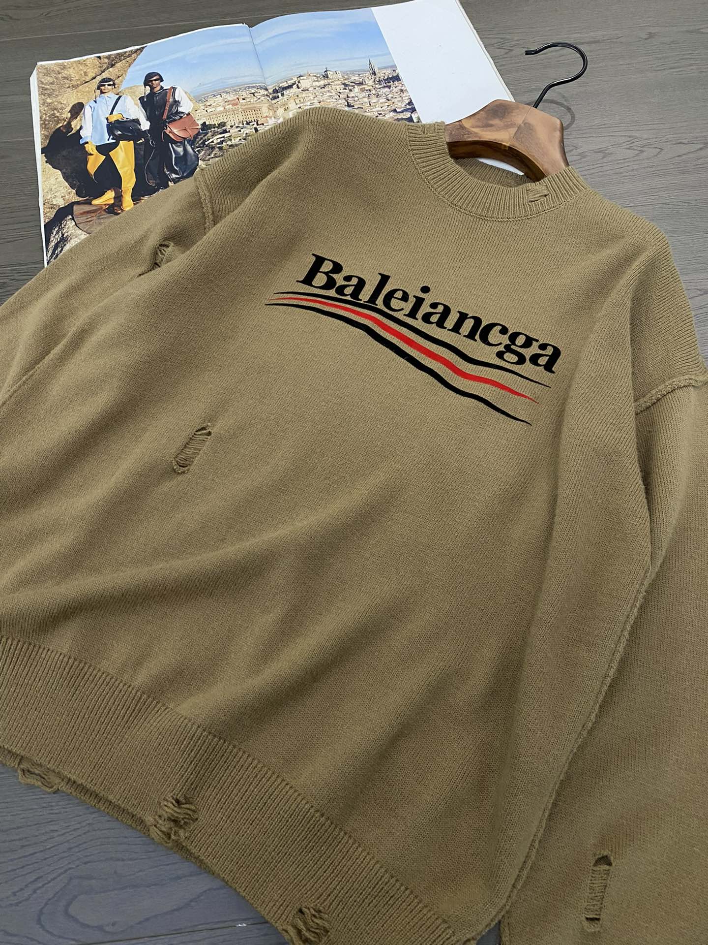 バレンシアガなぜ高いスーパーコピー BALENCIAGA 長袖 柔らかい 純綿 セーター 暖かい イエロー_4