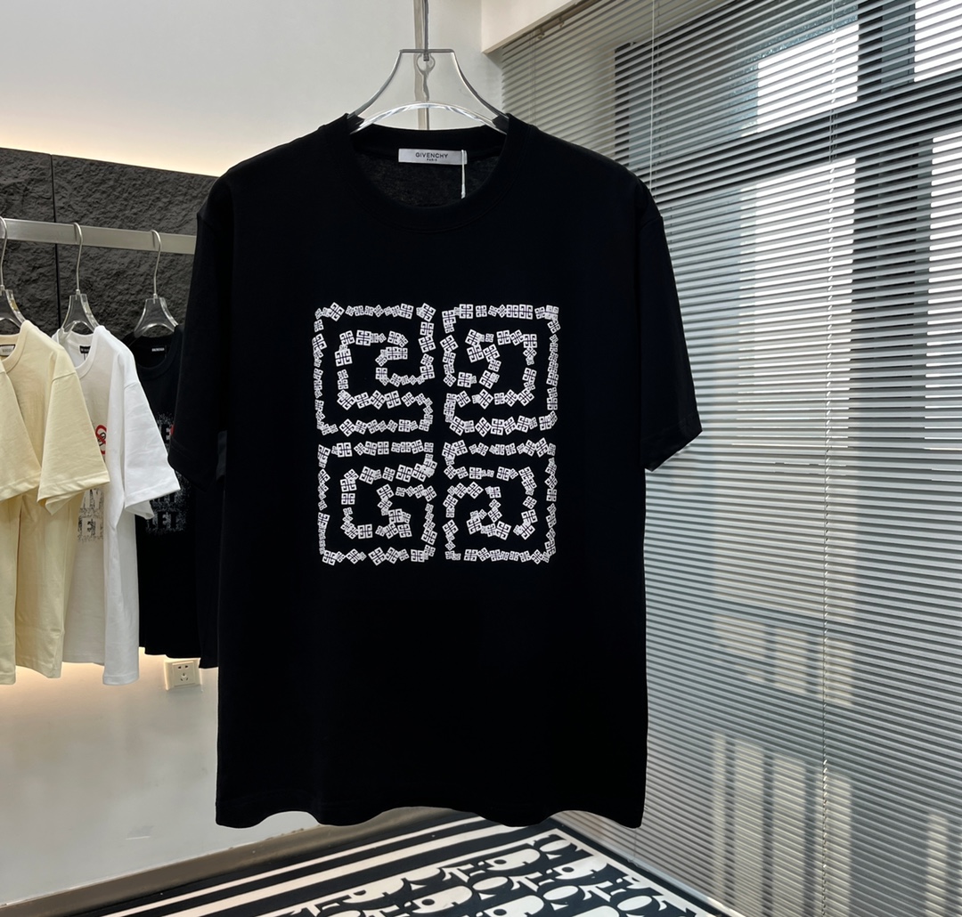 ジバンシィ定番人気物コピー半袖Tシャツコットンブラック柔らかい軽い花柄ファッション_5