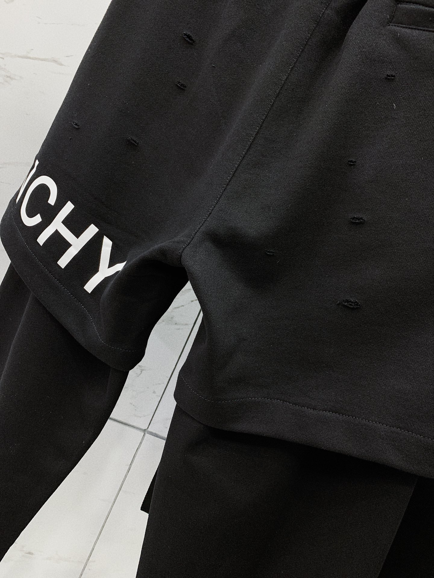 ジバンシィ 洋服偽物 GIVENCHY2023年新作 柔らかい ズボン 柔らかい スポーツ 快適 ブラック_4