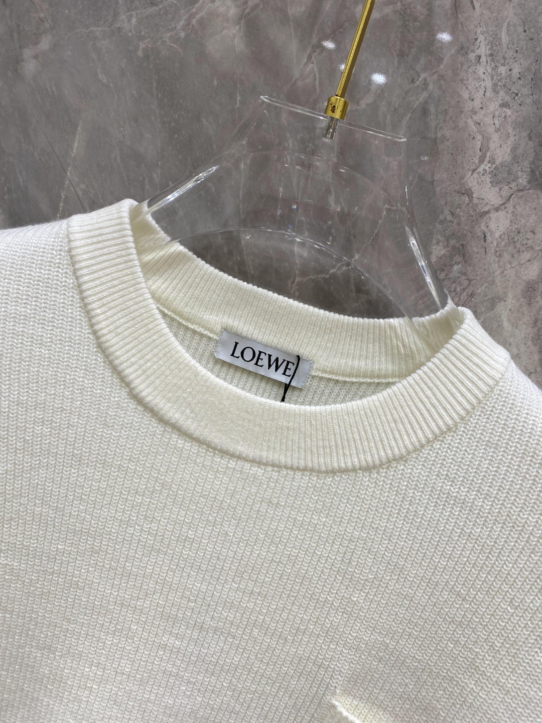 ロエベ 素材コピー 暖かい トップス 長袖セーター シンプル 品質保証 ファッション ホワイト_4