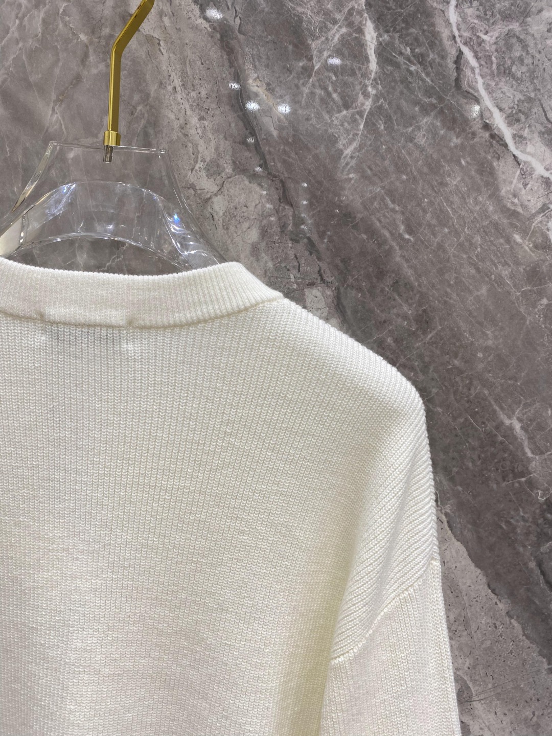 ロエベ 素材コピー 暖かい トップス 長袖セーター シンプル 品質保証 ファッション ホワイト_8