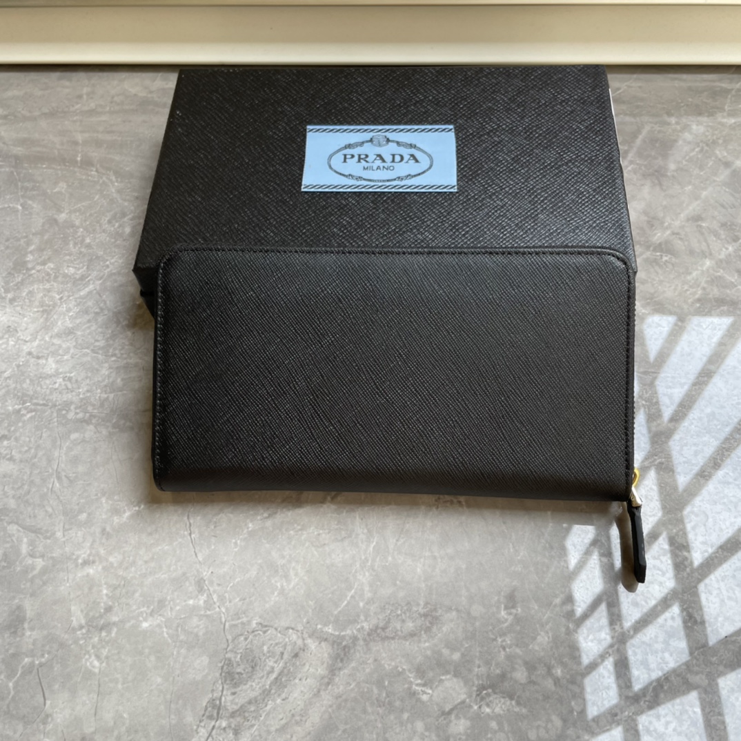 プラダ ポーチ ナイロンｎ級品 持ちバッグ メンズ 新品 財布 シンプル ブラック_4