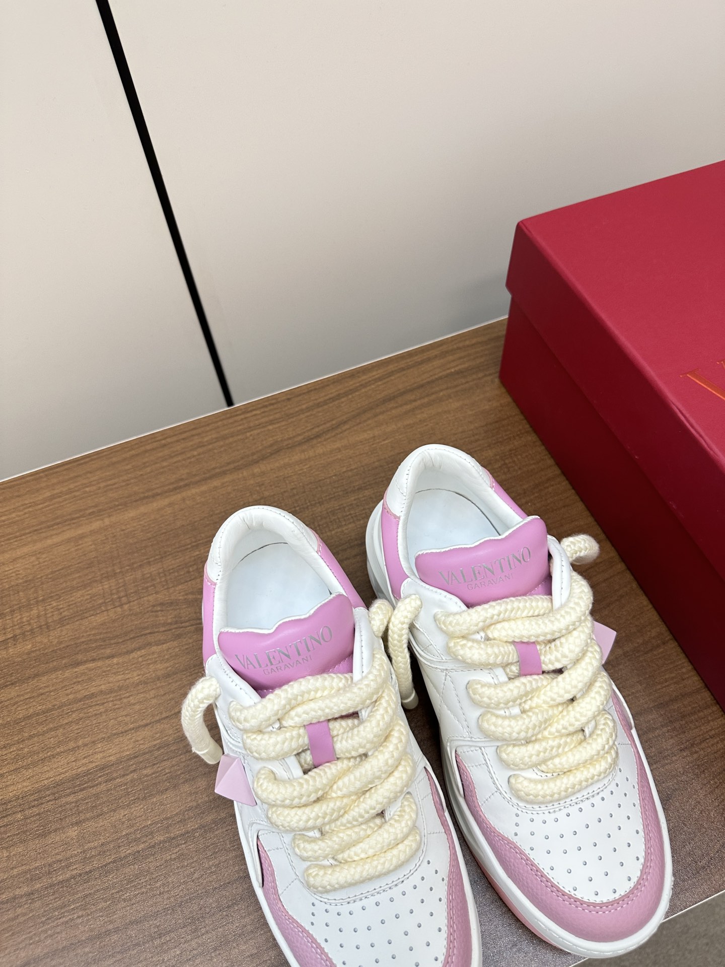 ヴァレンティノ靴レディース激安通販 カップシューズ‼  運動靴 軽量 通気性 厚底 ピンク_5