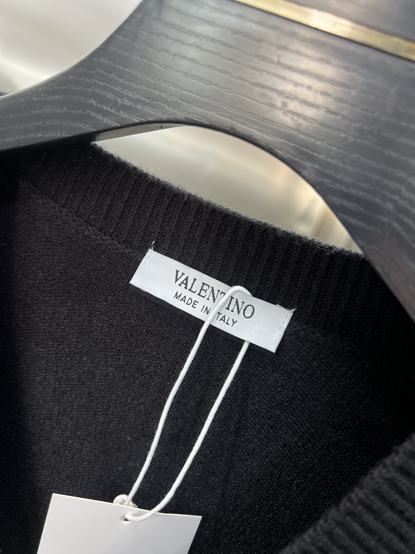 ヴァレンティノ ソックスブーツ偽物 セーター  長袖トップス 暖かくて柔らかい ファッション ブラック_2