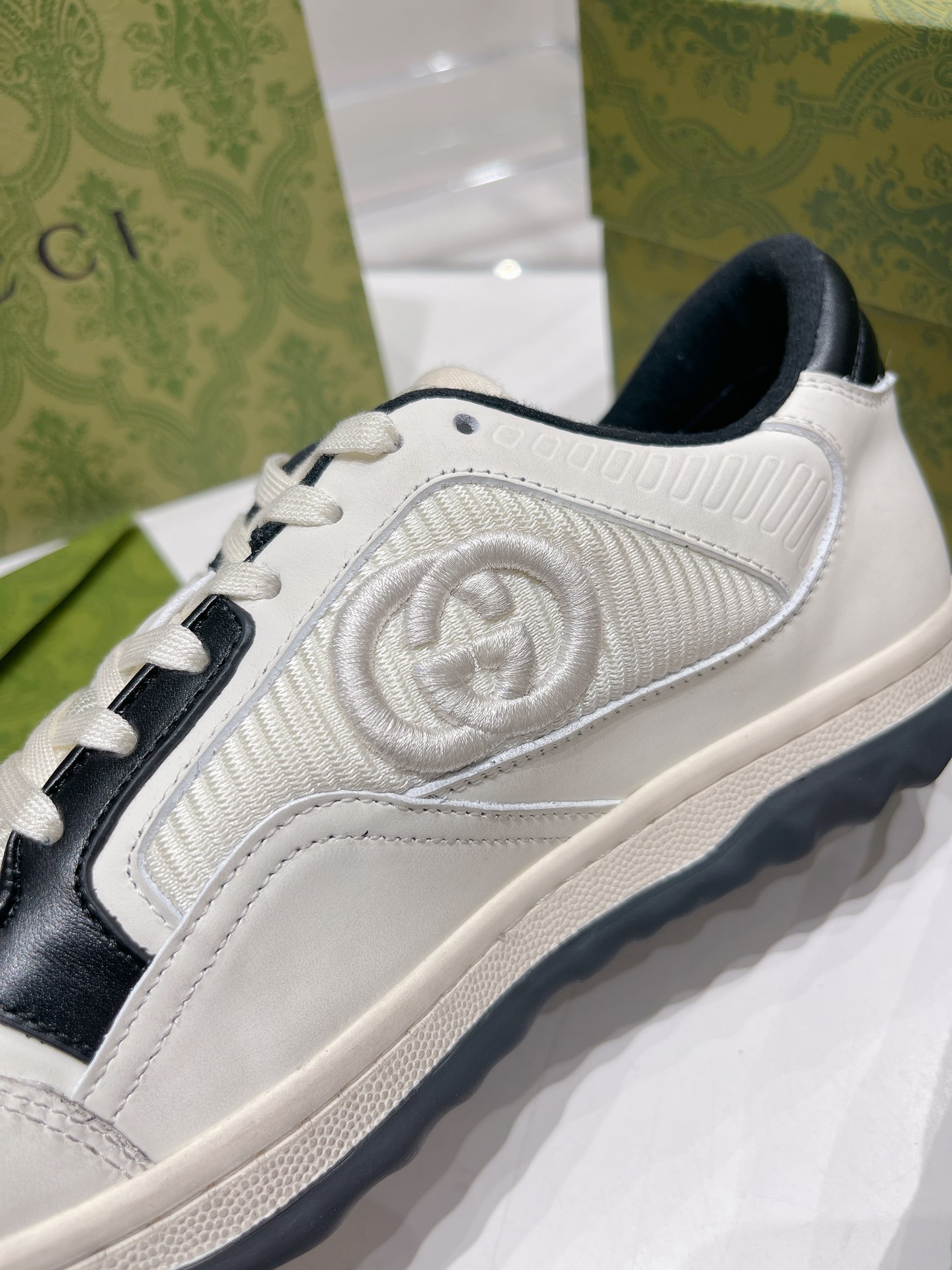 オシャレにお得100%新品グッチ 靴 スニーカーn級品 Gucci 2023最新_4
