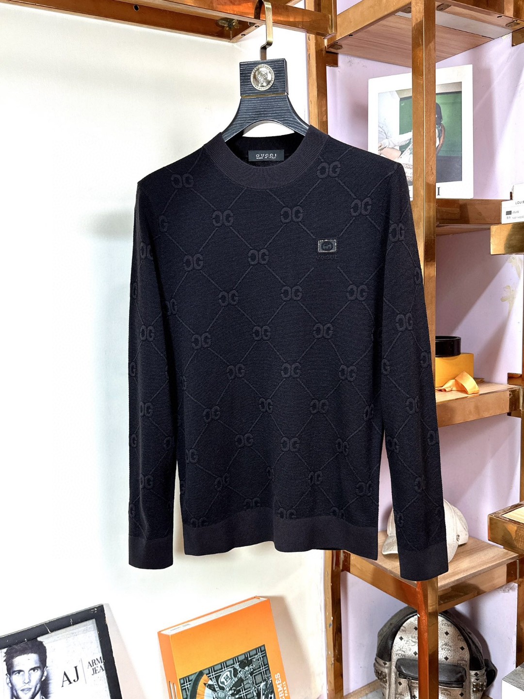 新品 グッチシャツｎ級品 長袖シャツ シンプル セーター 真っ黒 暖かい ブラック_2