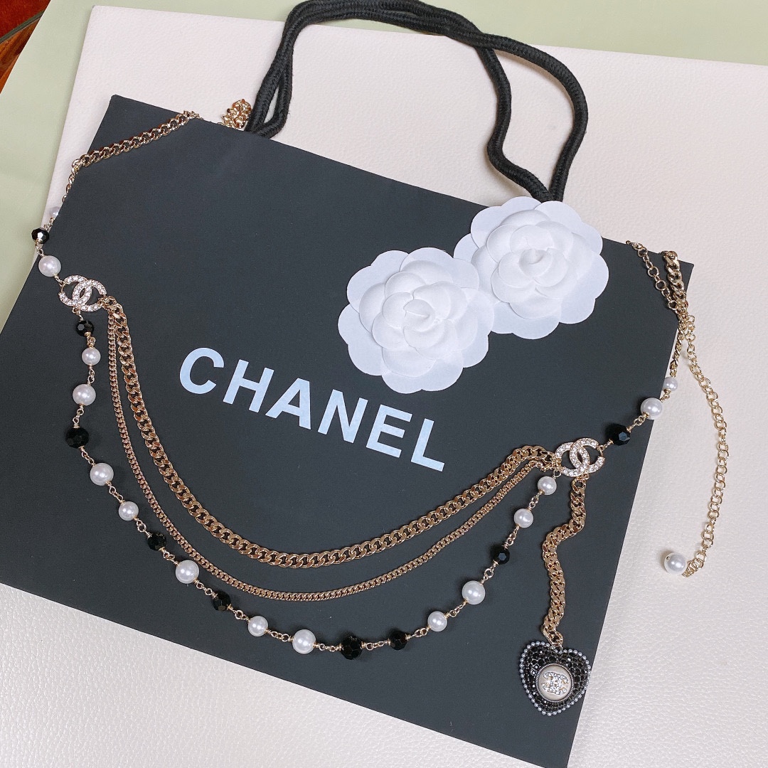 新作入荷格安chanel  ベルトn級品　パールとダイヤモンドの組み合わせ_1