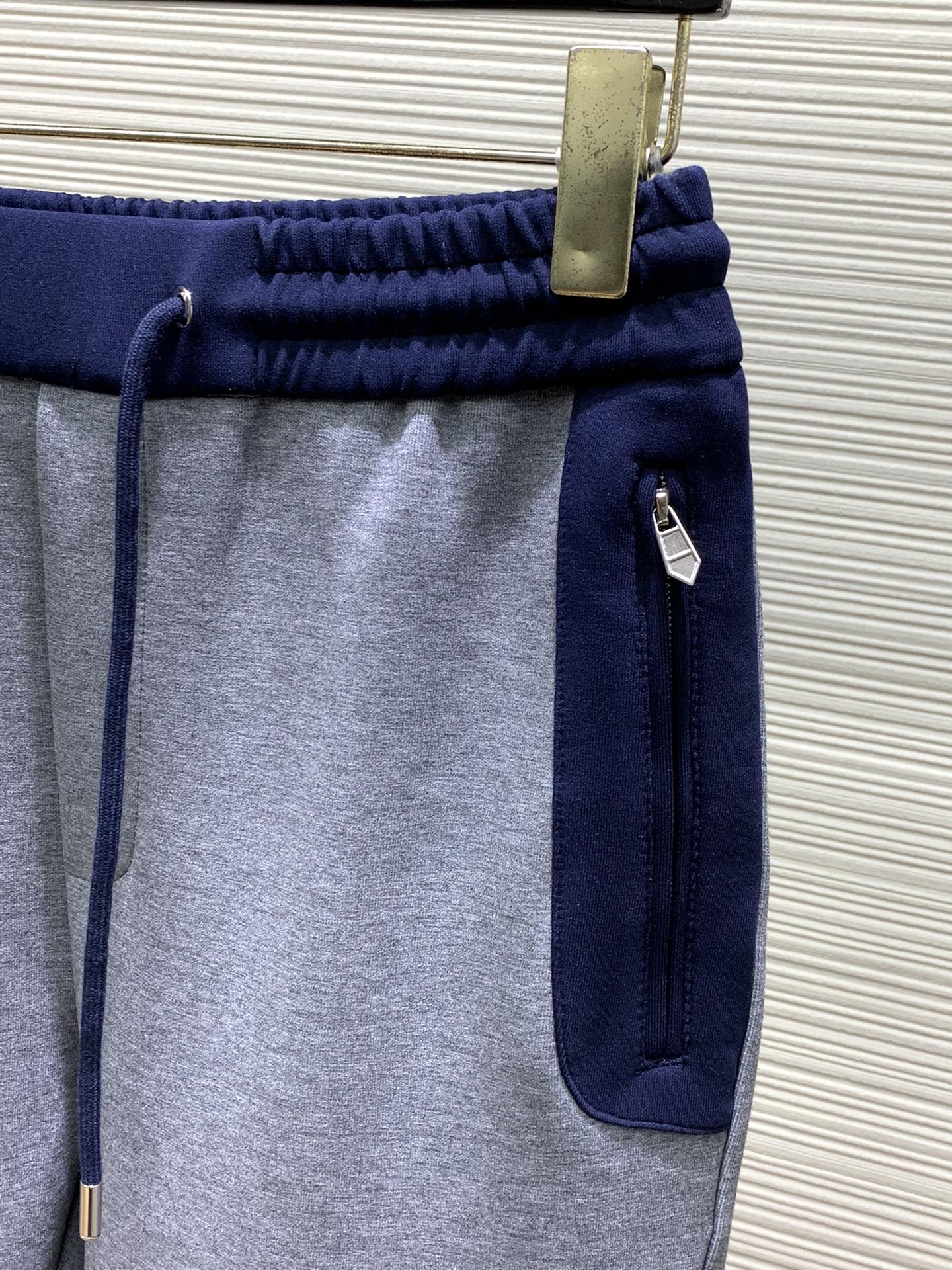 激安品‼エルメスコーデｎ級品 メンズ カジュアル ランニング ズボン 柔らかい パンツ グレイ_5