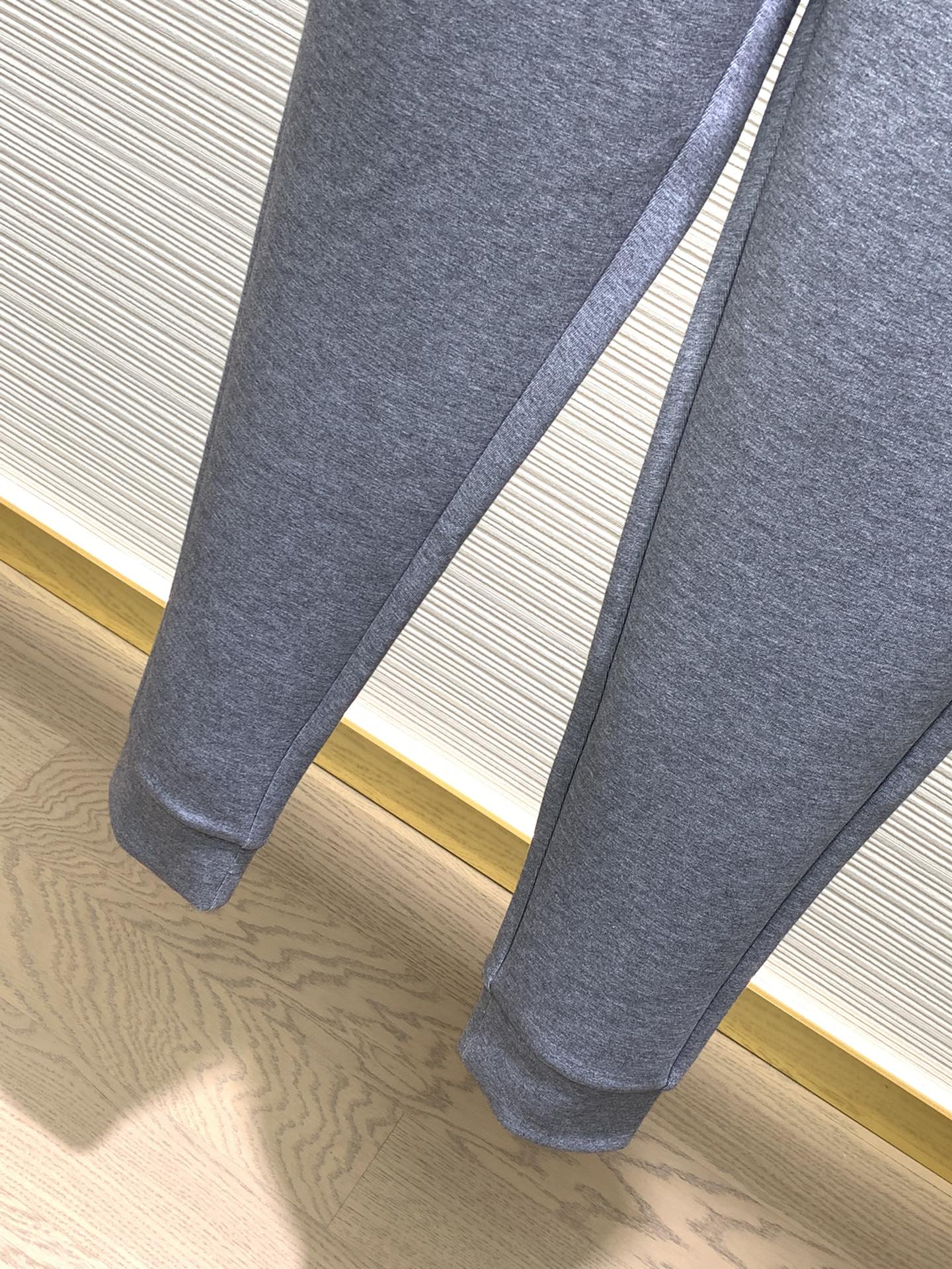 激安品‼エルメスコーデｎ級品 メンズ カジュアル ランニング ズボン 柔らかい パンツ グレイ_6