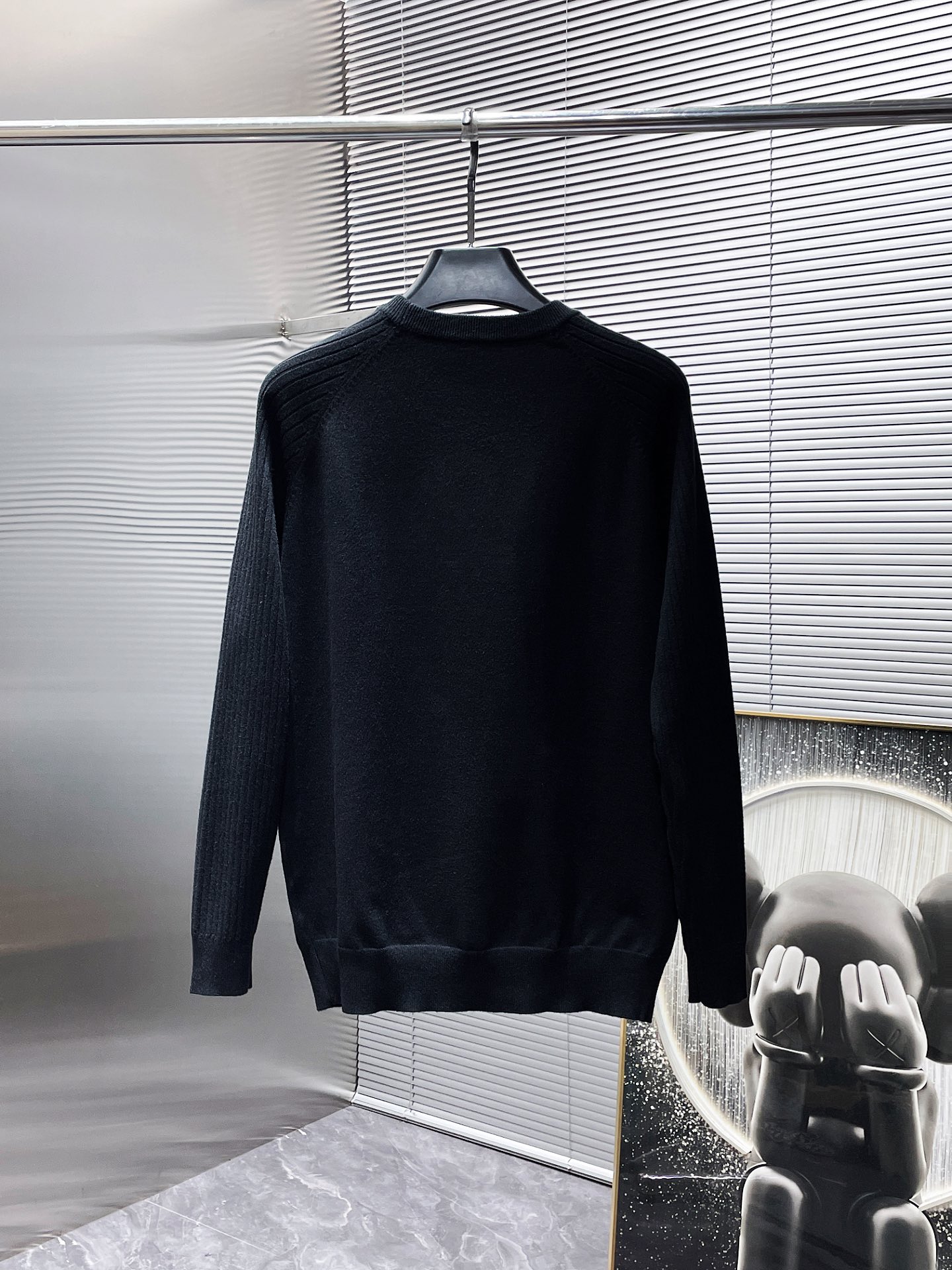 dior ディオールトップス偽物 ファッション 秋冬服 メンズ 新品 シンプル 高級品 ブラック_3
