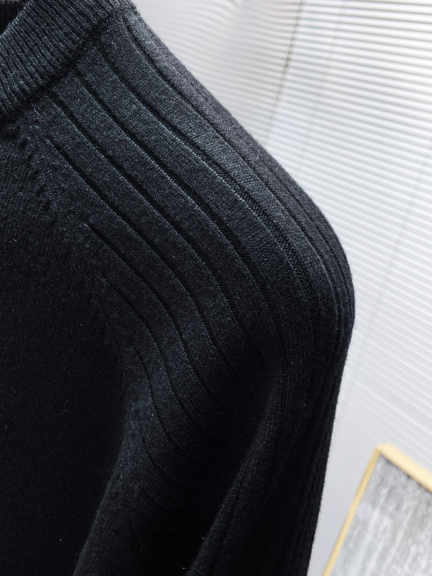 dior ディオールトップス偽物 ファッション 秋冬服 メンズ 新品 シンプル 高級品 ブラック_5