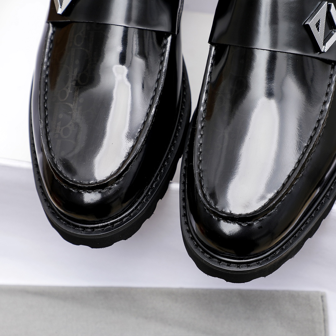 ディオール 靴 メンズスーパーコピー 革靴  高級紳士靴 メンズ 本革 内羽根 軽量・防水 高級レザー ブラック_5