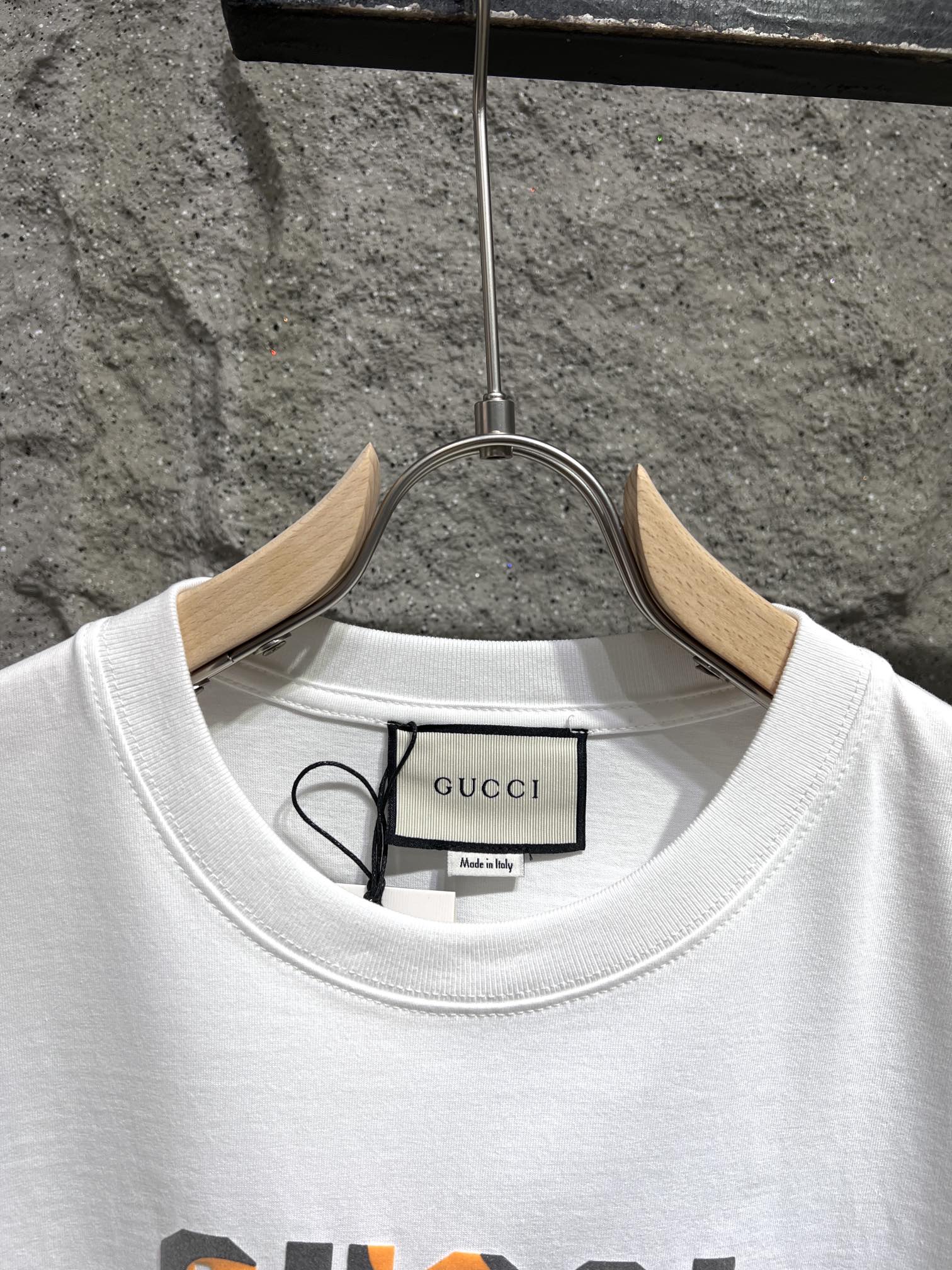 激安大特価最新作のグッチのtシャツスーパーコピー Gucci Tシャツ  3Dプリント_3