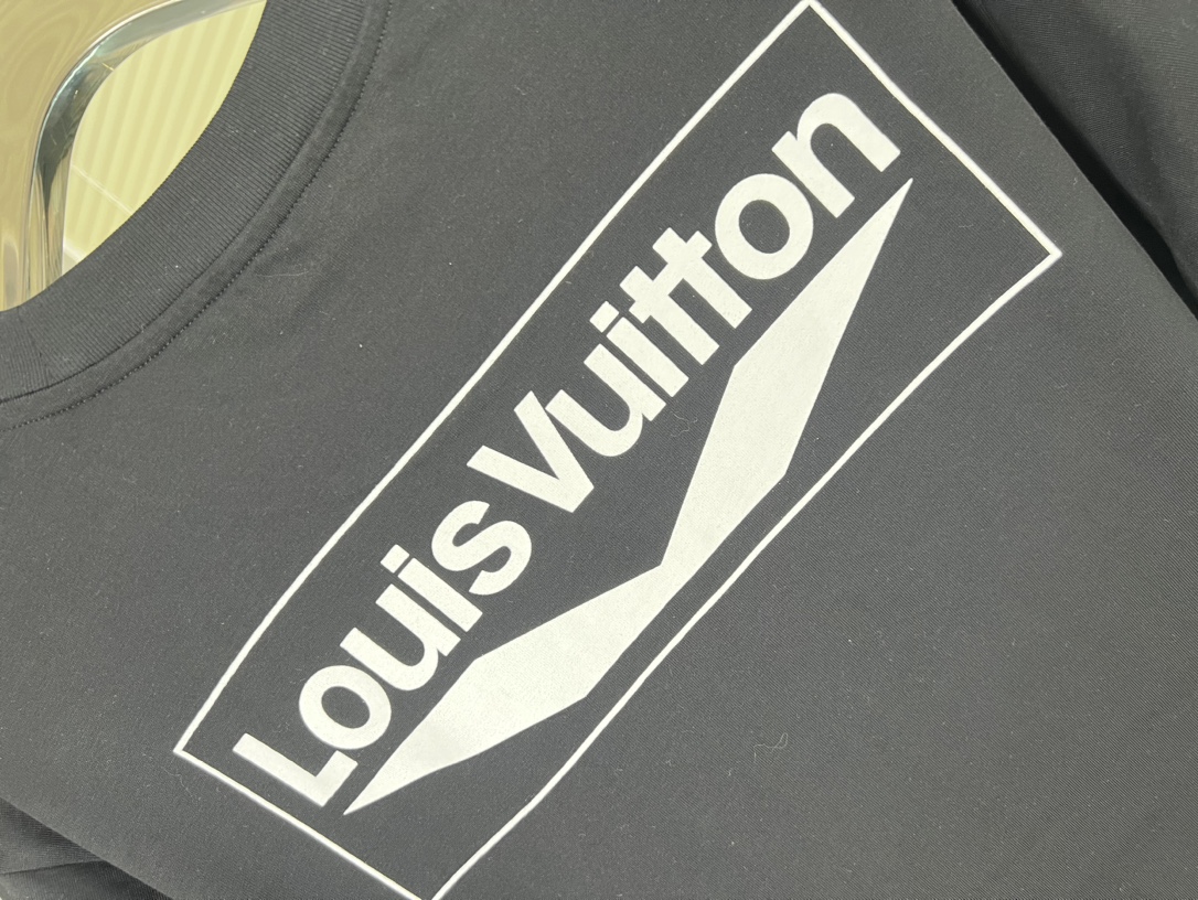 HOT100%新品ルイヴィトンの半袖シャツスーパーコピー Tシャツ_5
