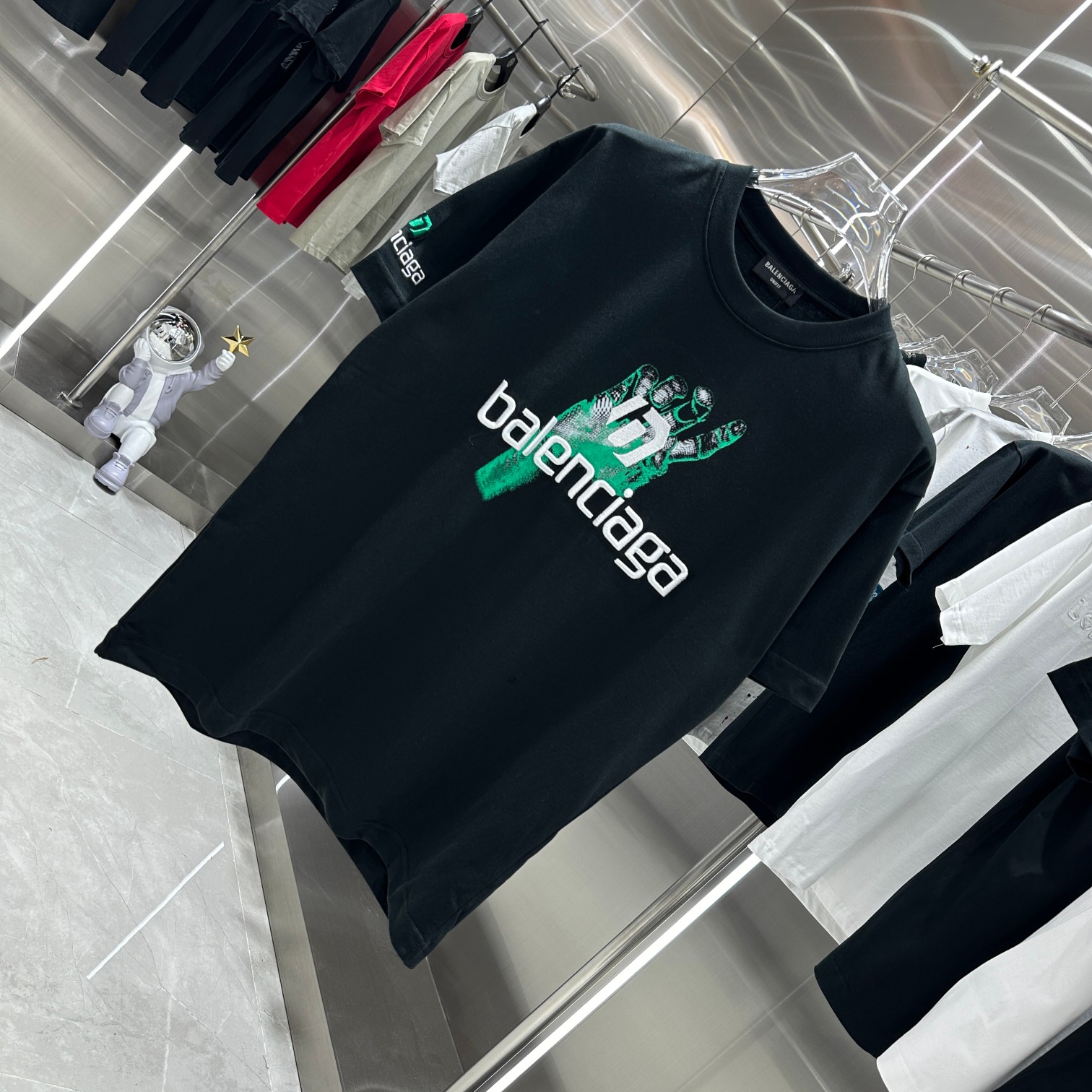 バレンシアガBALENCIAGA限定スーパーコピー半袖Tシャツコットンブラック柔らかい花柄レディースメンズ_4