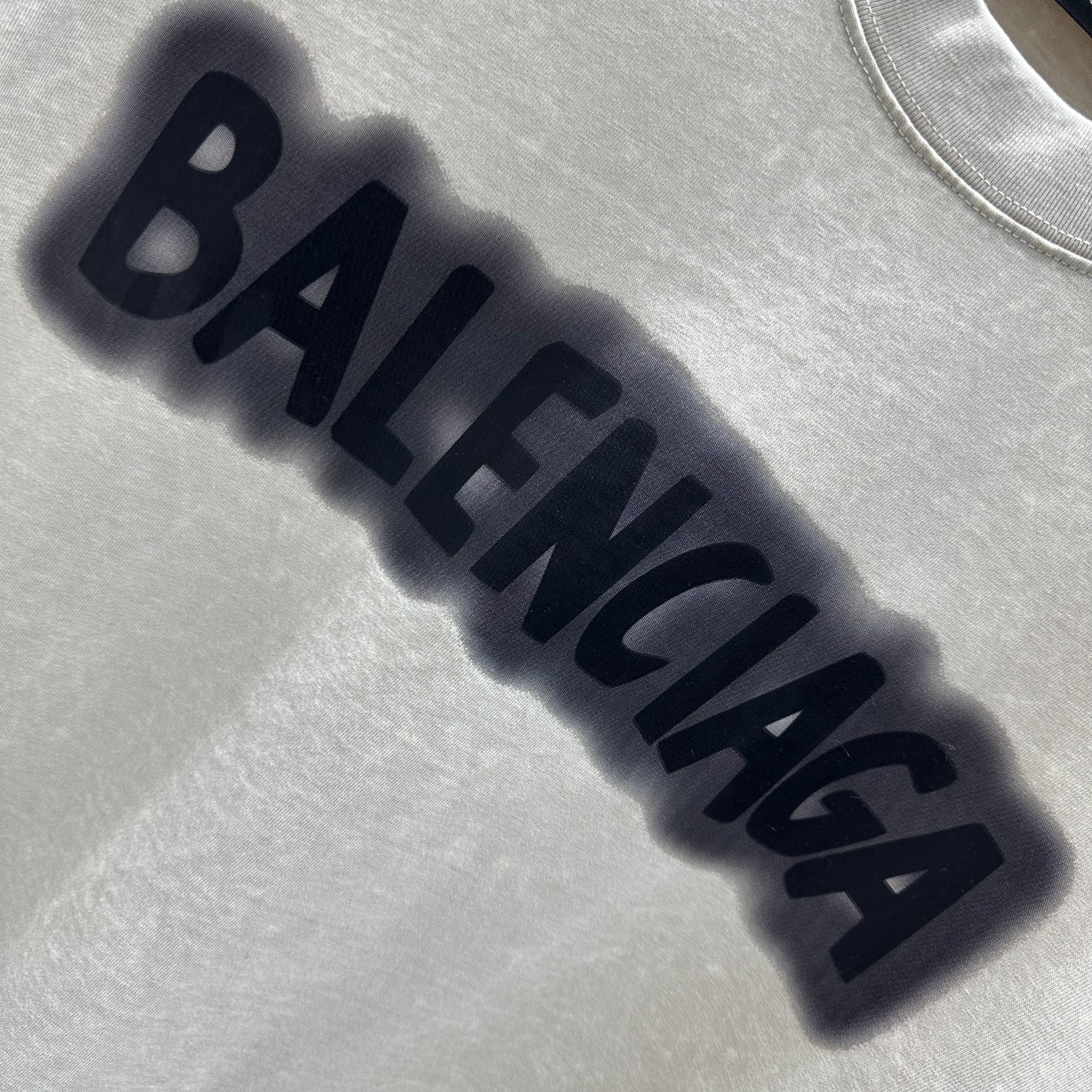 バレンシアガBALENCIAGA限定スーパーコピー半袖Tシャツコットンアンズ色柔らかい花柄レディースメンズ_4