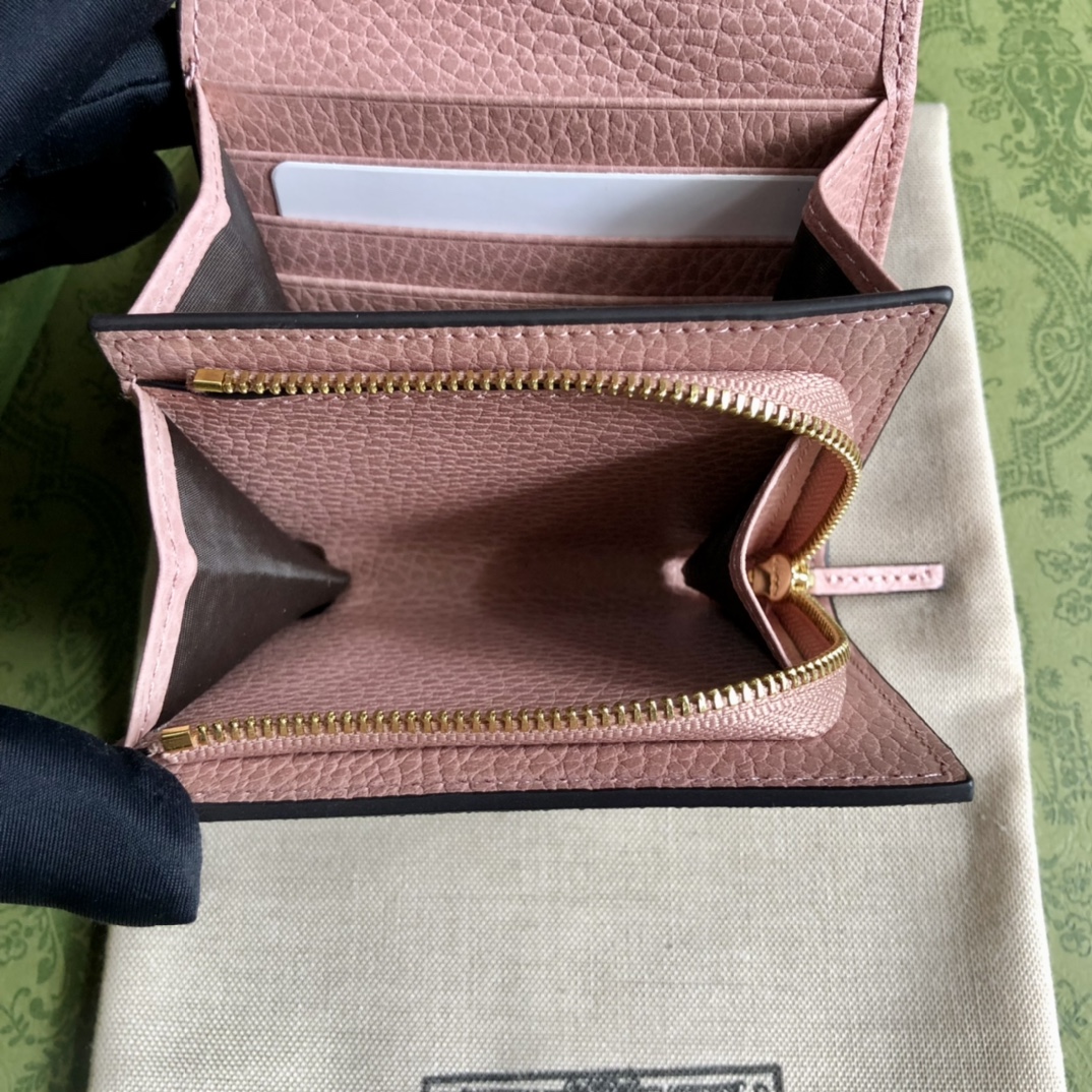 グッチn級品スーパーコピー財布レザーピンク高級ファッション二つ折り小銭入れ_4