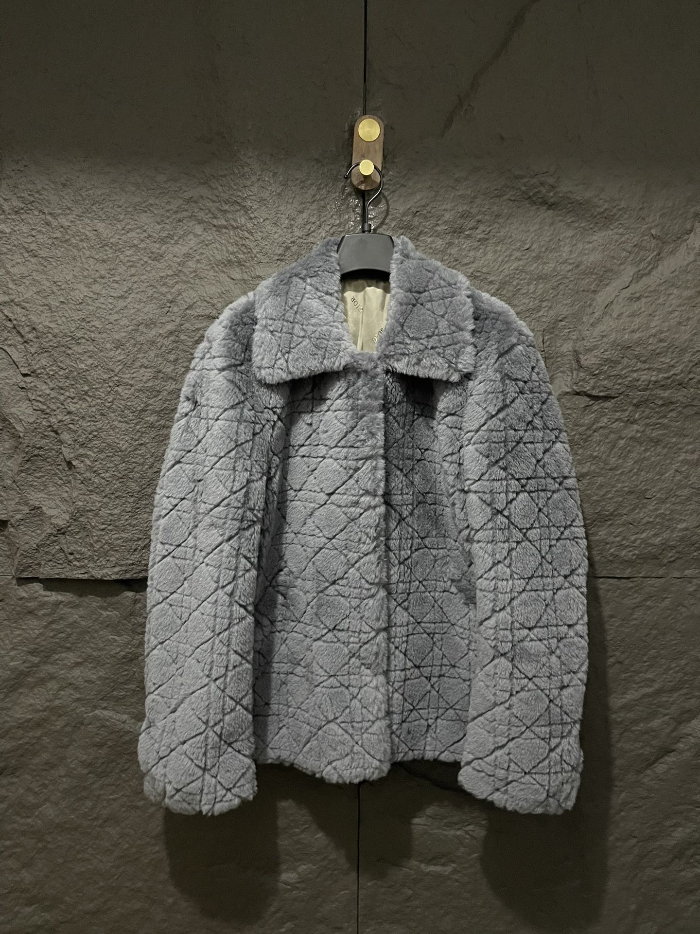 激安通販のディオールジャケット偽物 羊毛素材  オリジナルを再現_1