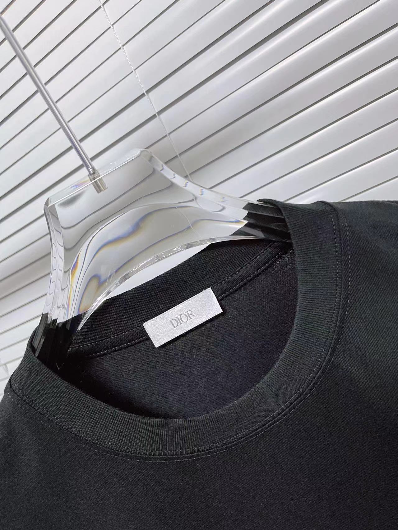 数量限定爆買い黒半袖ディオールスーパーコピー 024年新作Tシャツ_3