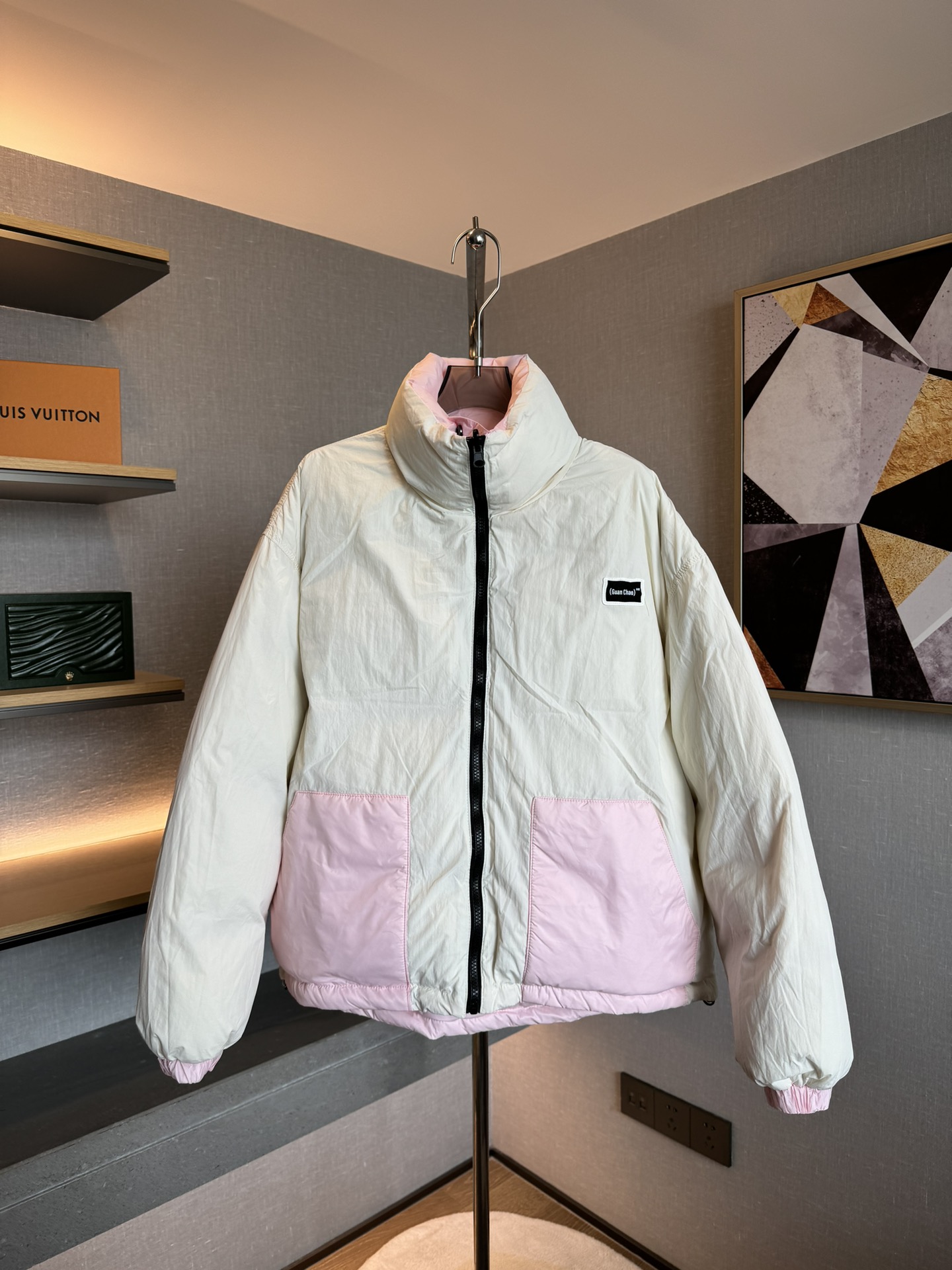 ズッカ ダウン ジャケットスーパーコピー 暖かい 新品販売 ゆったり 両面着用 ピンクとホワイト_3