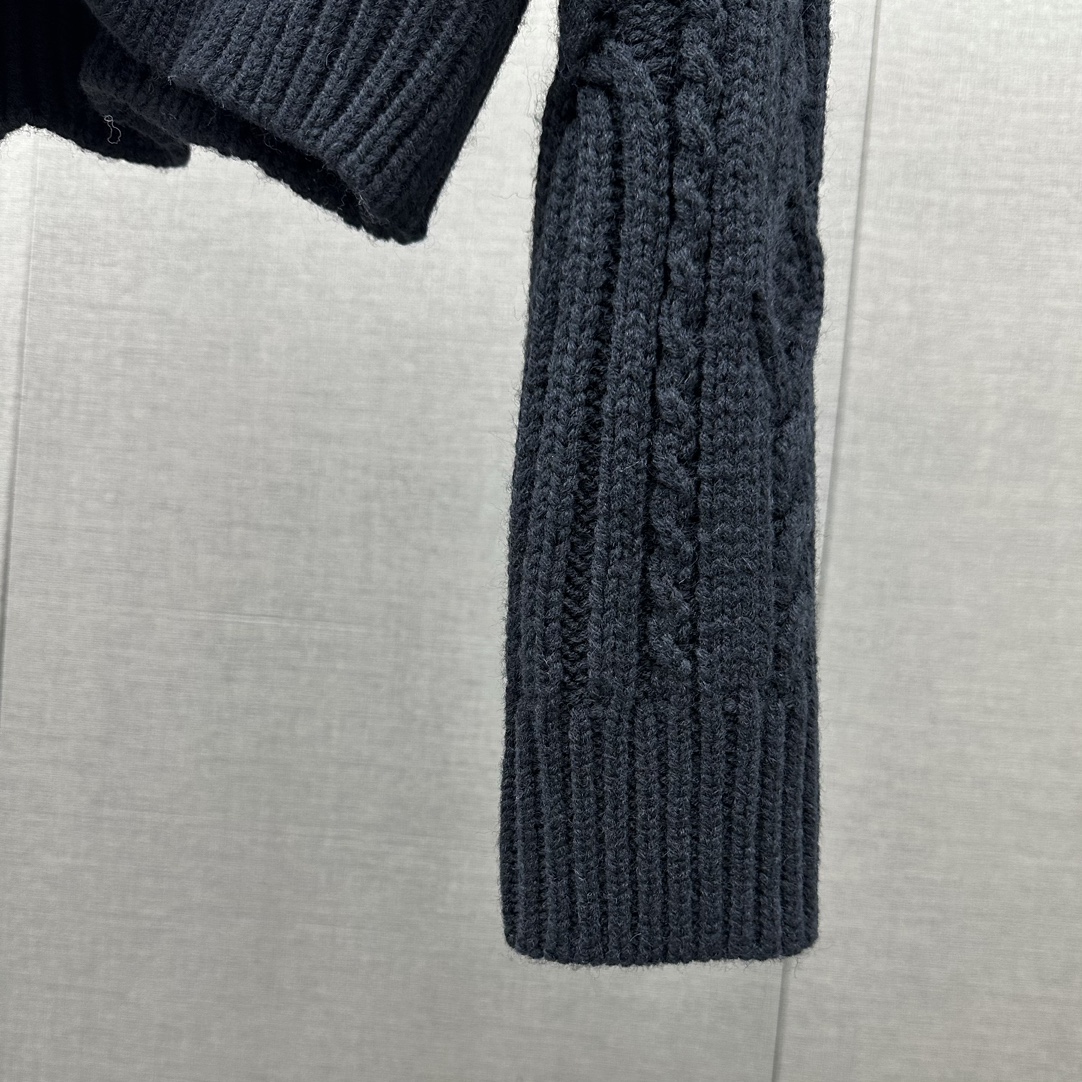 セリーヌ シャツ レディースｎ級品 大きなロゴ セーター トップス 純綿 暖かい シンプル ブラック_5