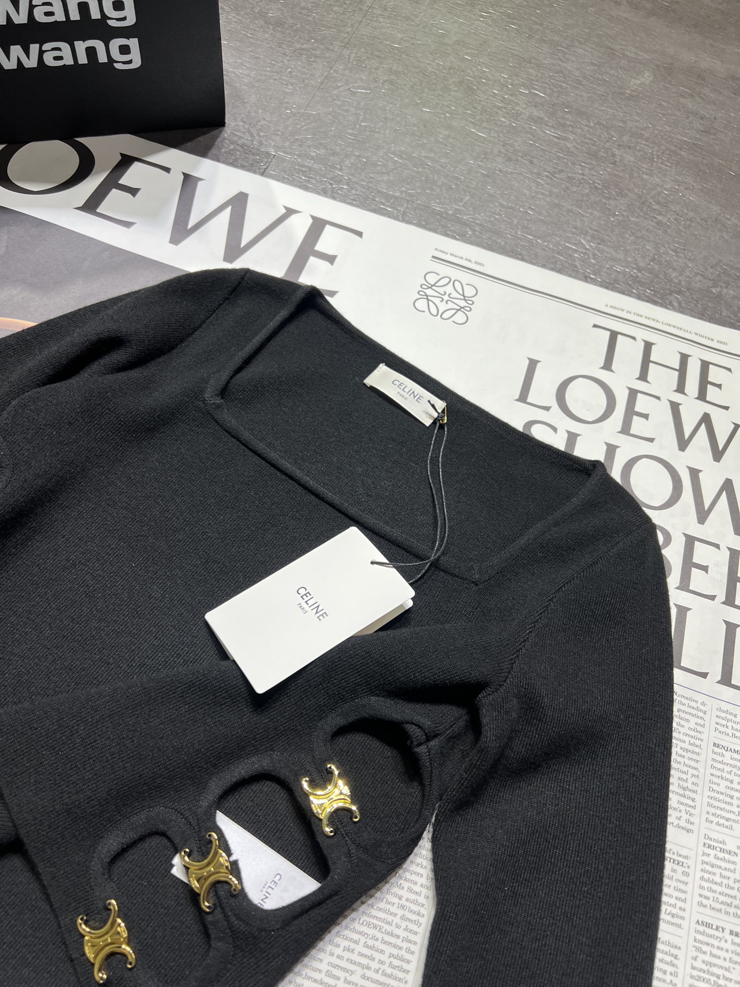 お勧め！セリーヌ シャツ レディースｎ級品 セーター トップス 純綿 暖かい シンプル ブラック_5