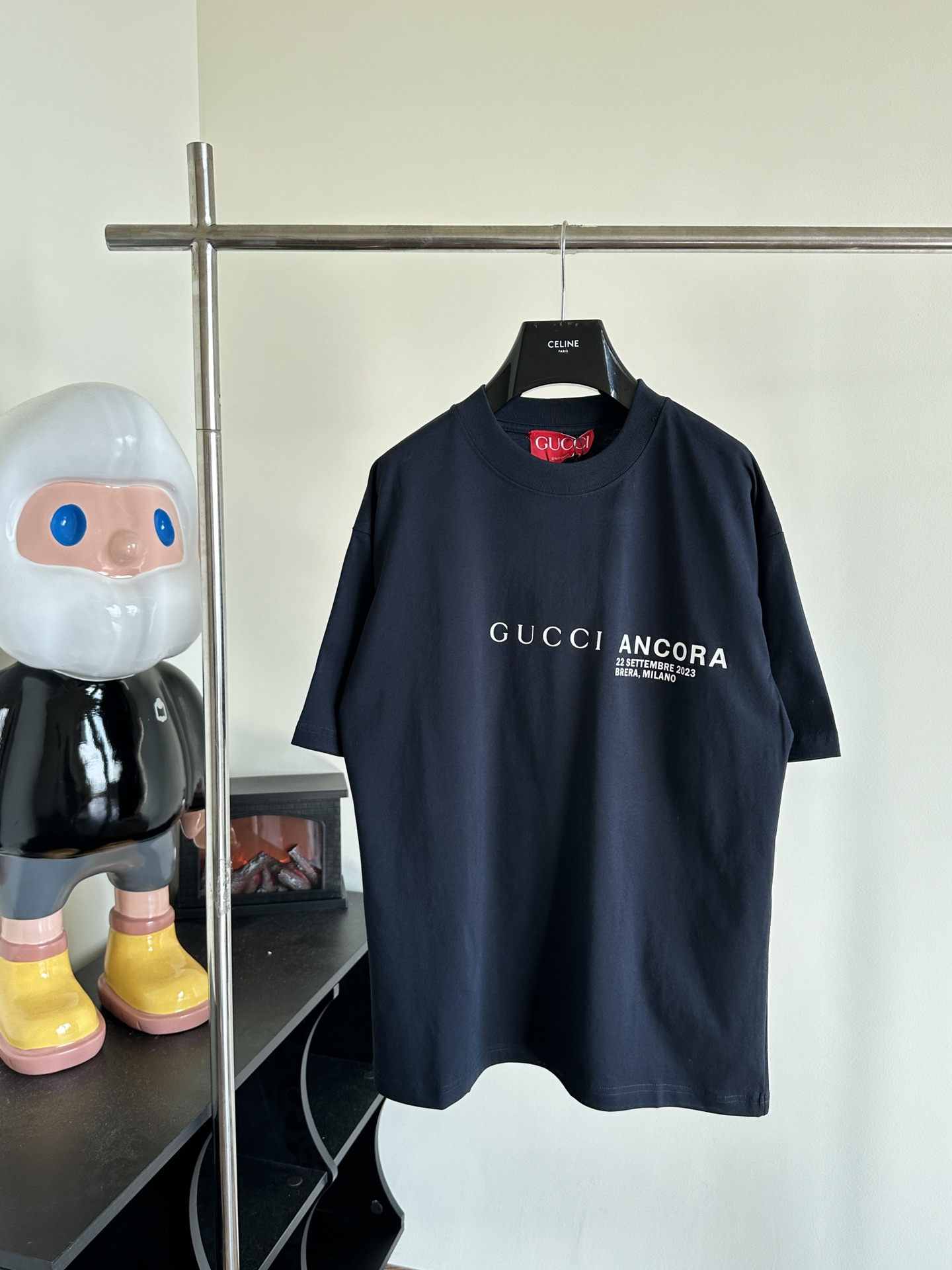 グッチ定番人気物スーパーコピー半袖Tシャツコットンブラック柔らかい花柄_1