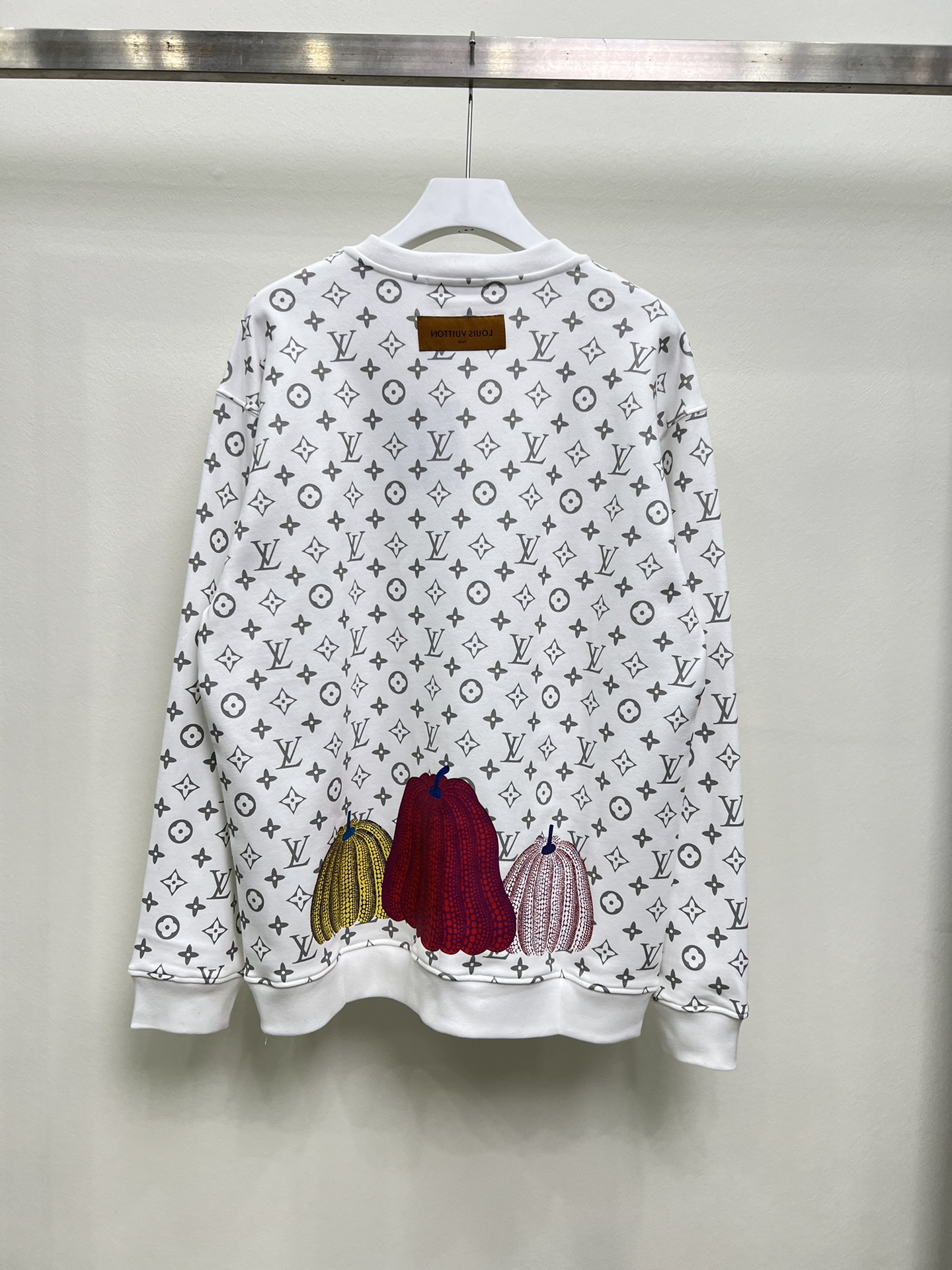 ルイヴィトンのtシャツ激安通販 セータートップス 暖かい シャツ ファッション ホワイト_2