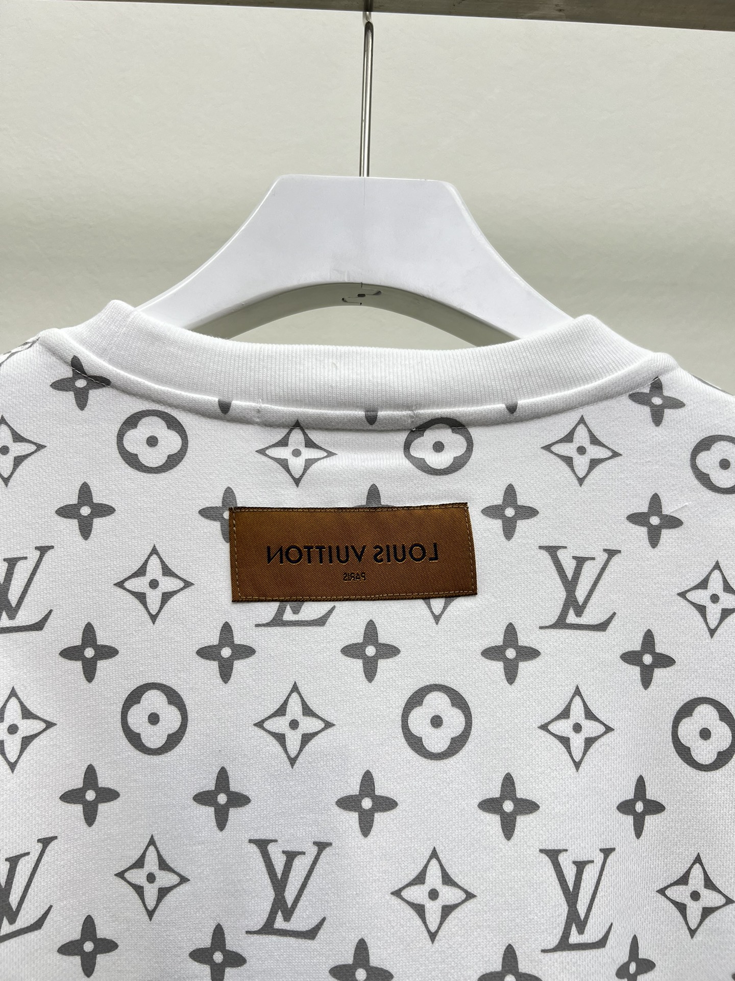 ルイヴィトンのtシャツ激安通販 セータートップス 暖かい シャツ ファッション ホワイト_8