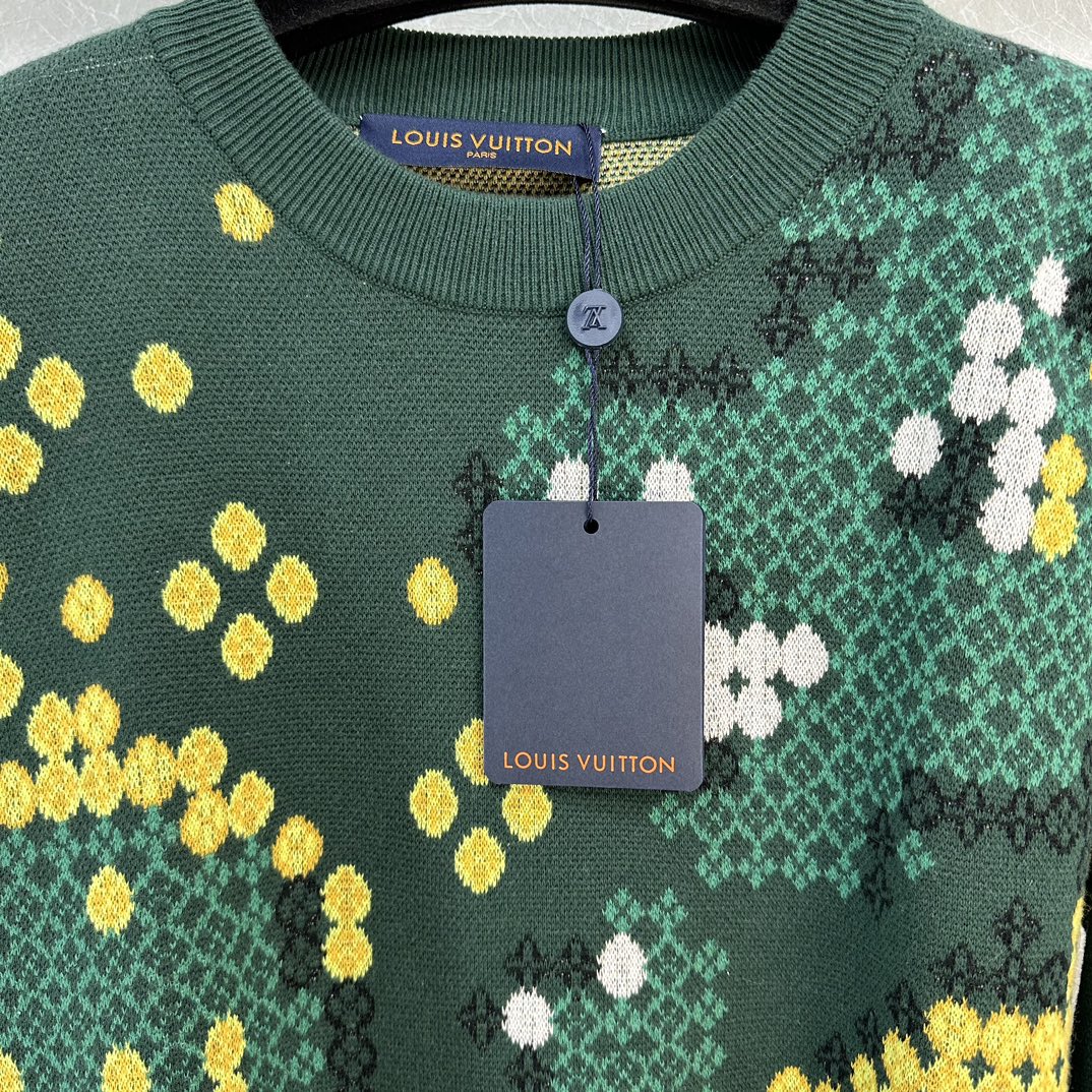 2023新登場のルイヴィトン長袖セーターn級品 編み上げのトップス  緑と黄色の配色が魅力的_3