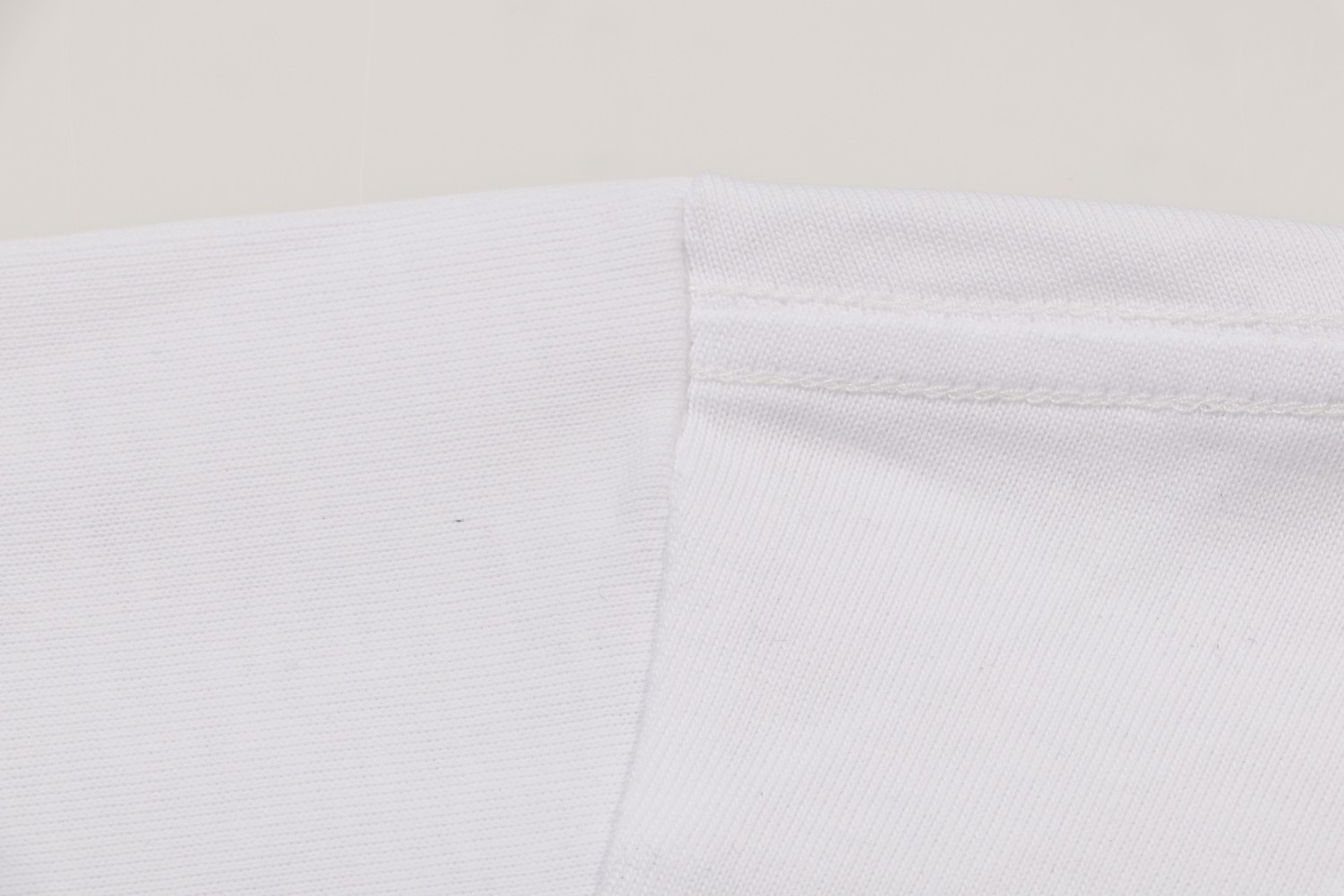 burberry t シャツスーパーコピー 純綿 ファッション 半袖 夏 おしゃれ 透けない 男女兼用 2色可選 ホワイト_4