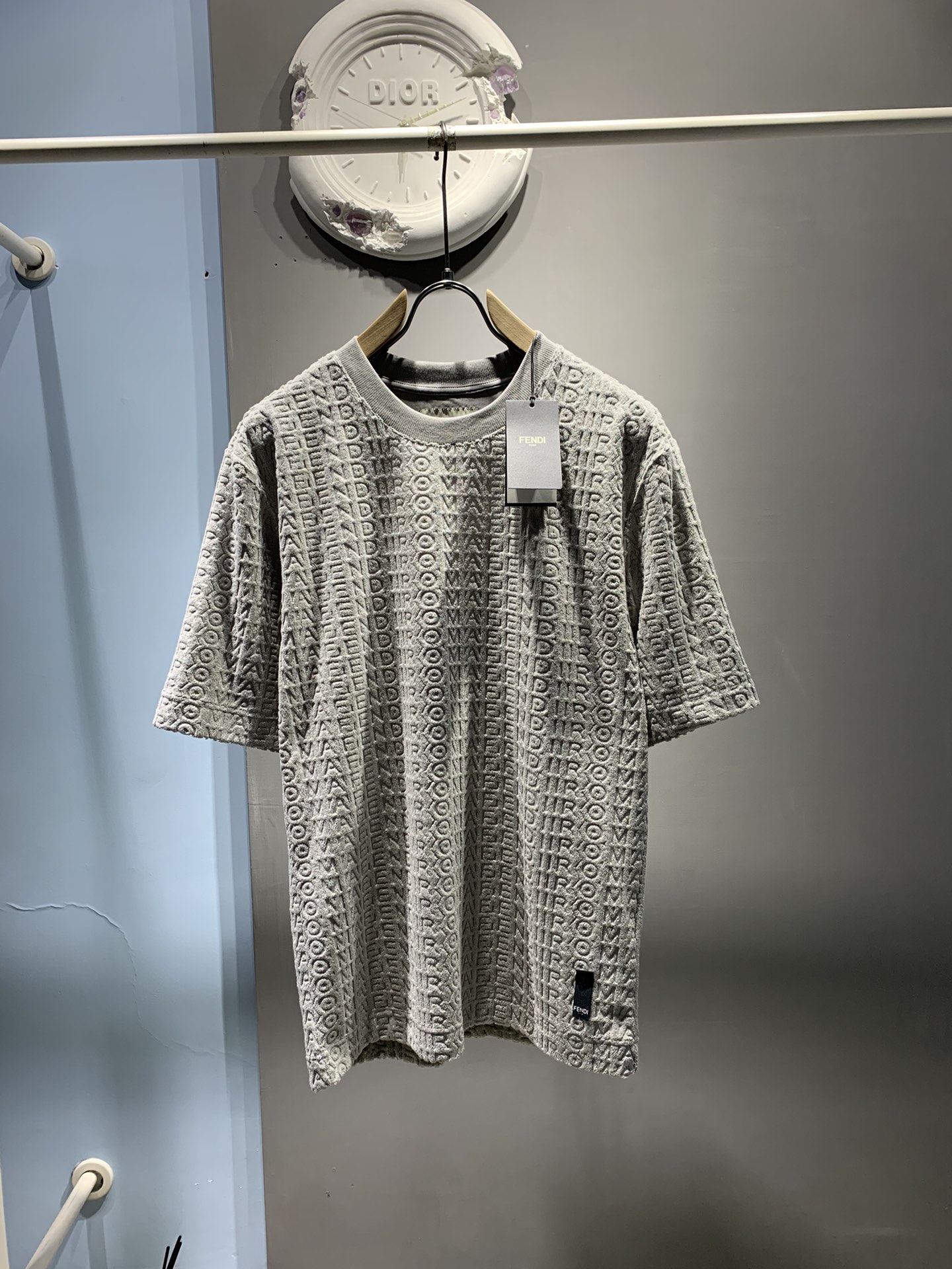 新作入荷格安フェンディニット半袖スーパーコピー Fendi by Marc Jacobs Tシャツ_1