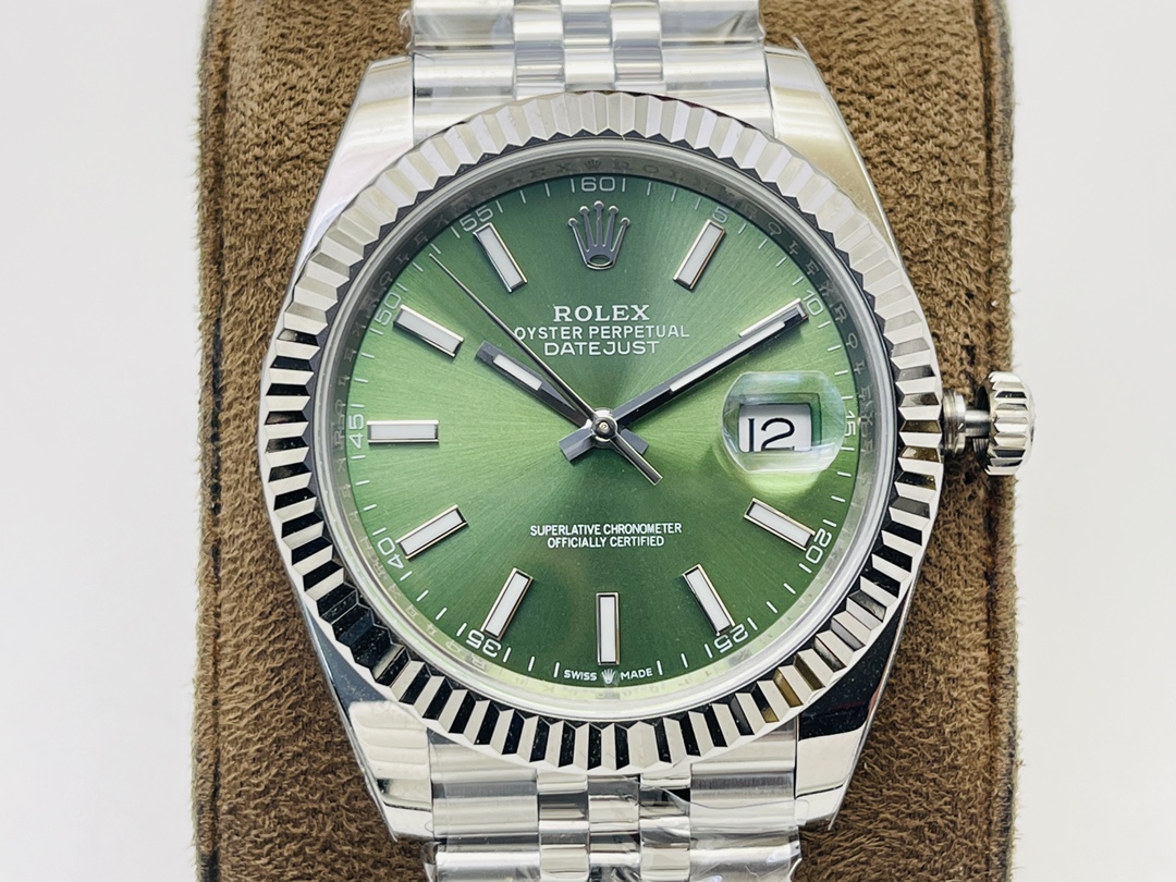 ロレックス 2024新作 コピー 腕時計 ステンレス鋼 グリーン 人気物 ビジネス カレンダー_3