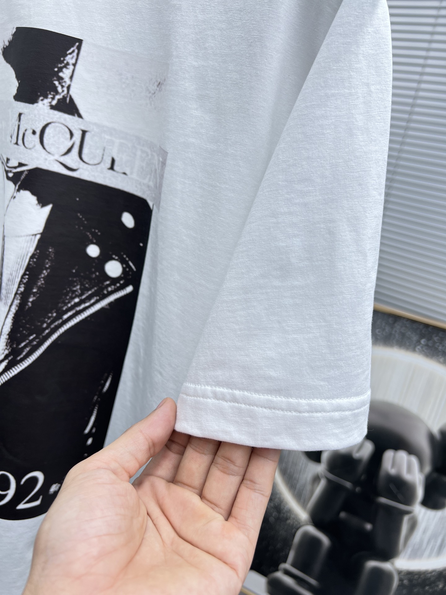 マックイーン BURBERRY限定 スーパーコピー 半袖 Tシャツ コットン ホワイト 柔らかい 高級 花柄_5