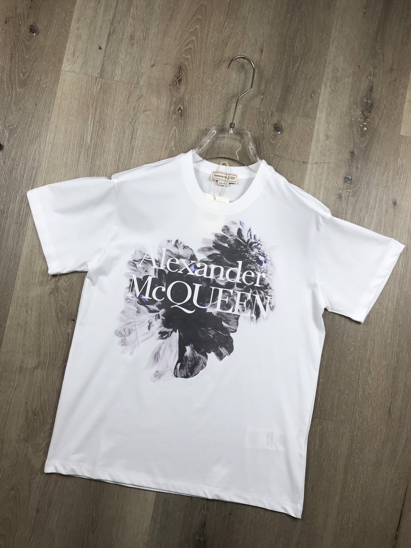 マックイーン MCQUEEN限定 スーパーコピー 半袖 Tシャツ コットン ホワイト 柔らかい 高級 花柄_1