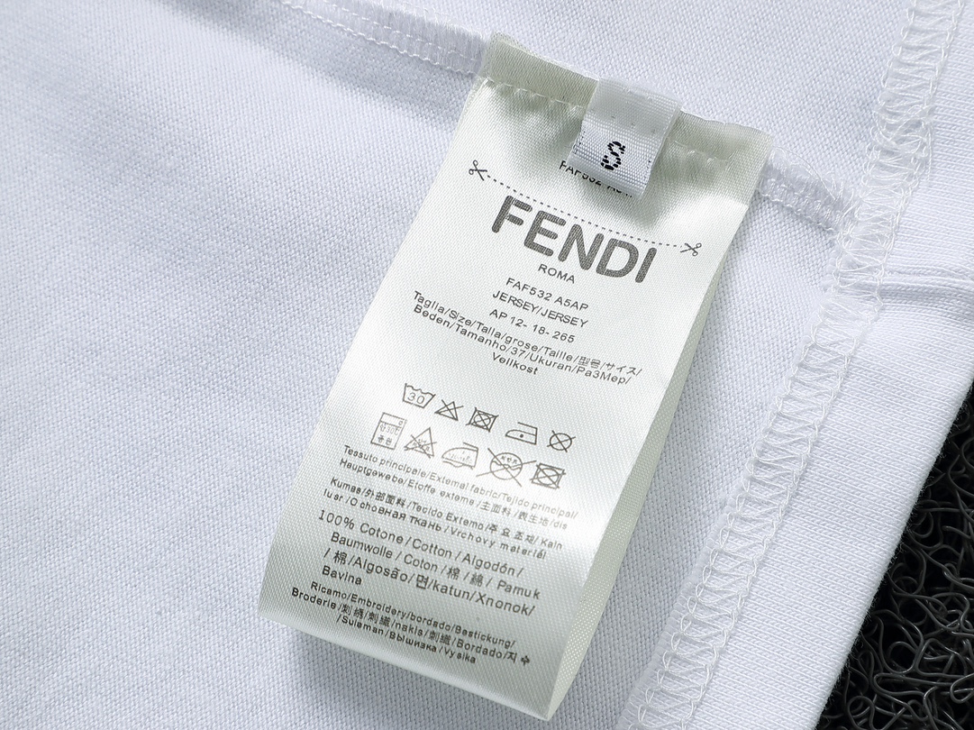 フェンディ FENDI限定 スーパーコピー 半袖 Tシャツ コットン ホワイト 柔らかい 高級 花柄_5